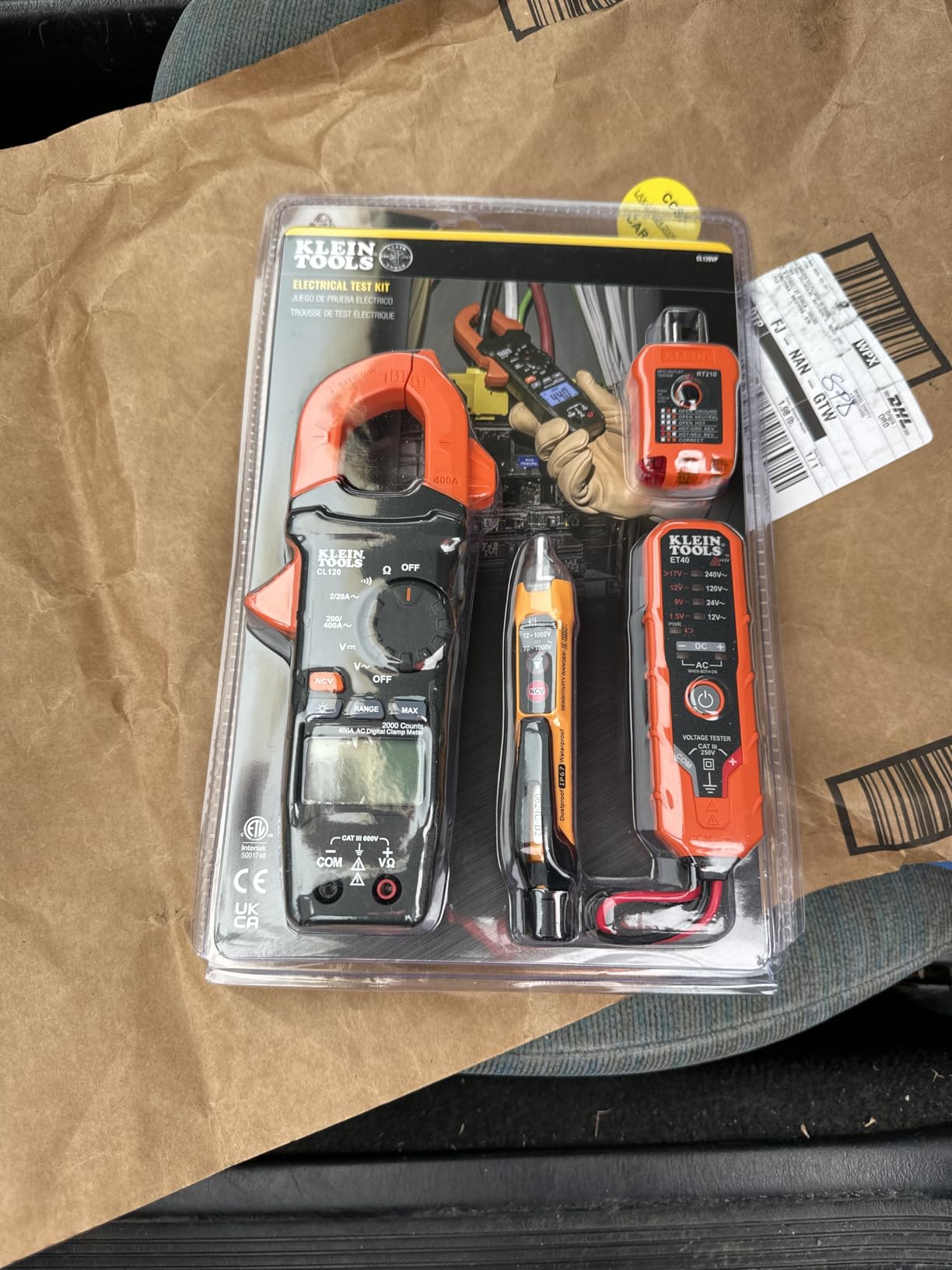 Klein Tools CL120VP Electrical Voltage Test Kit with Clamp Meter, Three Testers, Test Leads, Pouch and Batteries customer photo 2