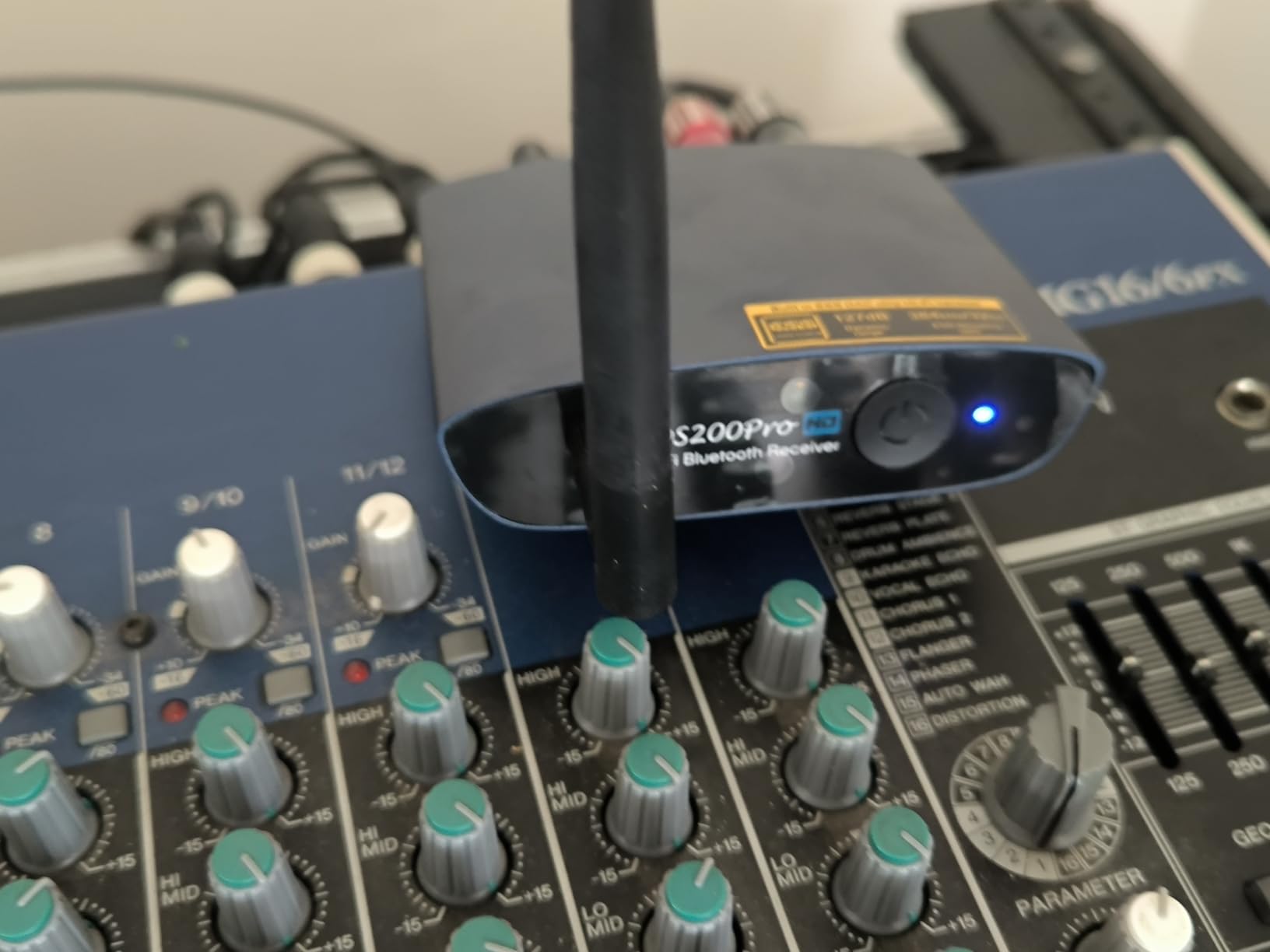 1Mii DS200Pro HiFi Bluetooth 5.3 Receiver with LDAC & Audiophile DAC, aptX HD Low Latency Wireless Audio Adapter, Long Range, RCA/Optical Output for Home Stereo/Amplifier/AV Receiver - Blue customer photo 2