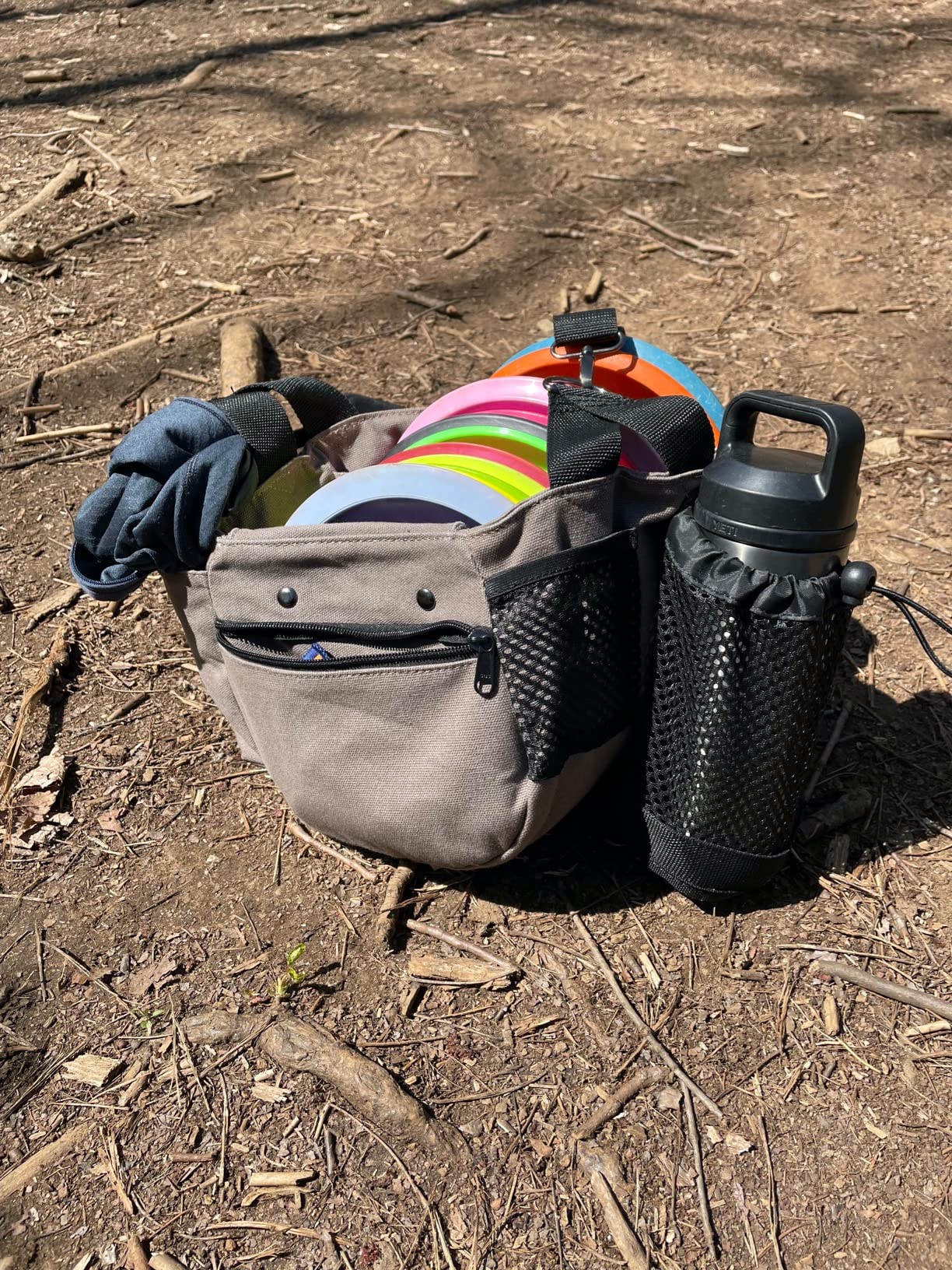 Rogue Iron Disc Golf Satchel Bag- Sling Tote Bag for Frisbee Golf - Holds Up to 14 Discs, Large 32oz Water Bottle, and Accessories V2 (14 Disc Gray) customer photo 2