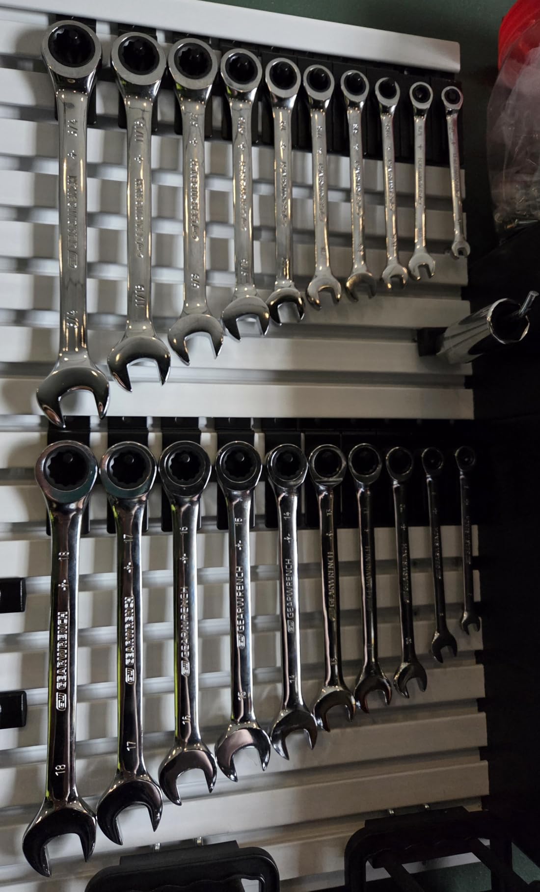 GEARWRENCH 20 Piece Ratcheting Combination Wrench | SAE & Metric | 35720A-02 customer photo 1
