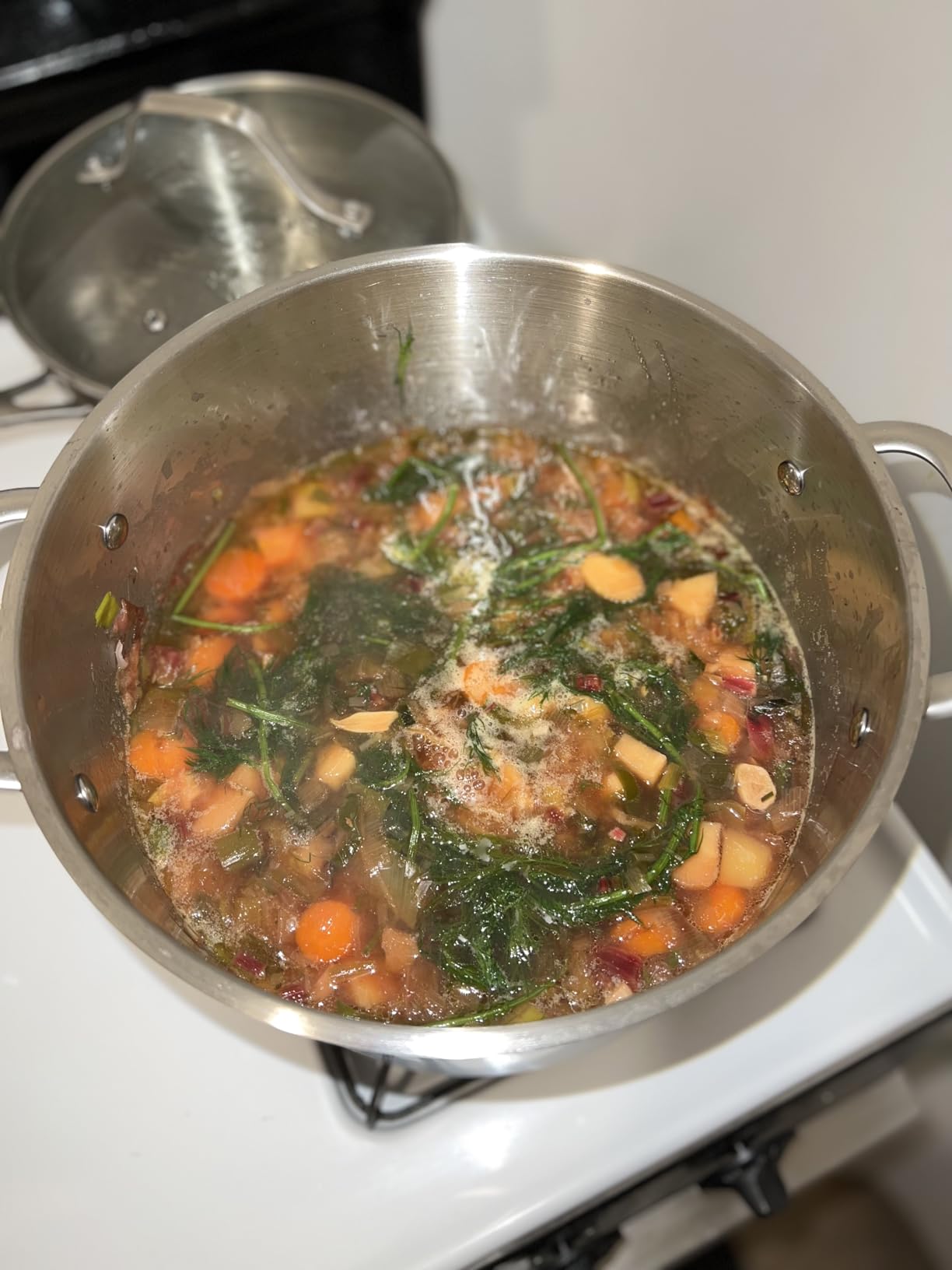 Mueller 17-Piece Stainless Steel Pots and Pans Set - Tri-Ply Ultra-Clad Pro Cookware Set, Induction Ready, Oven Safe, Even-Heat Aluminum Core, Includes Skillets, Saucepans, Dutch Oven, Stockpot customer photo 2