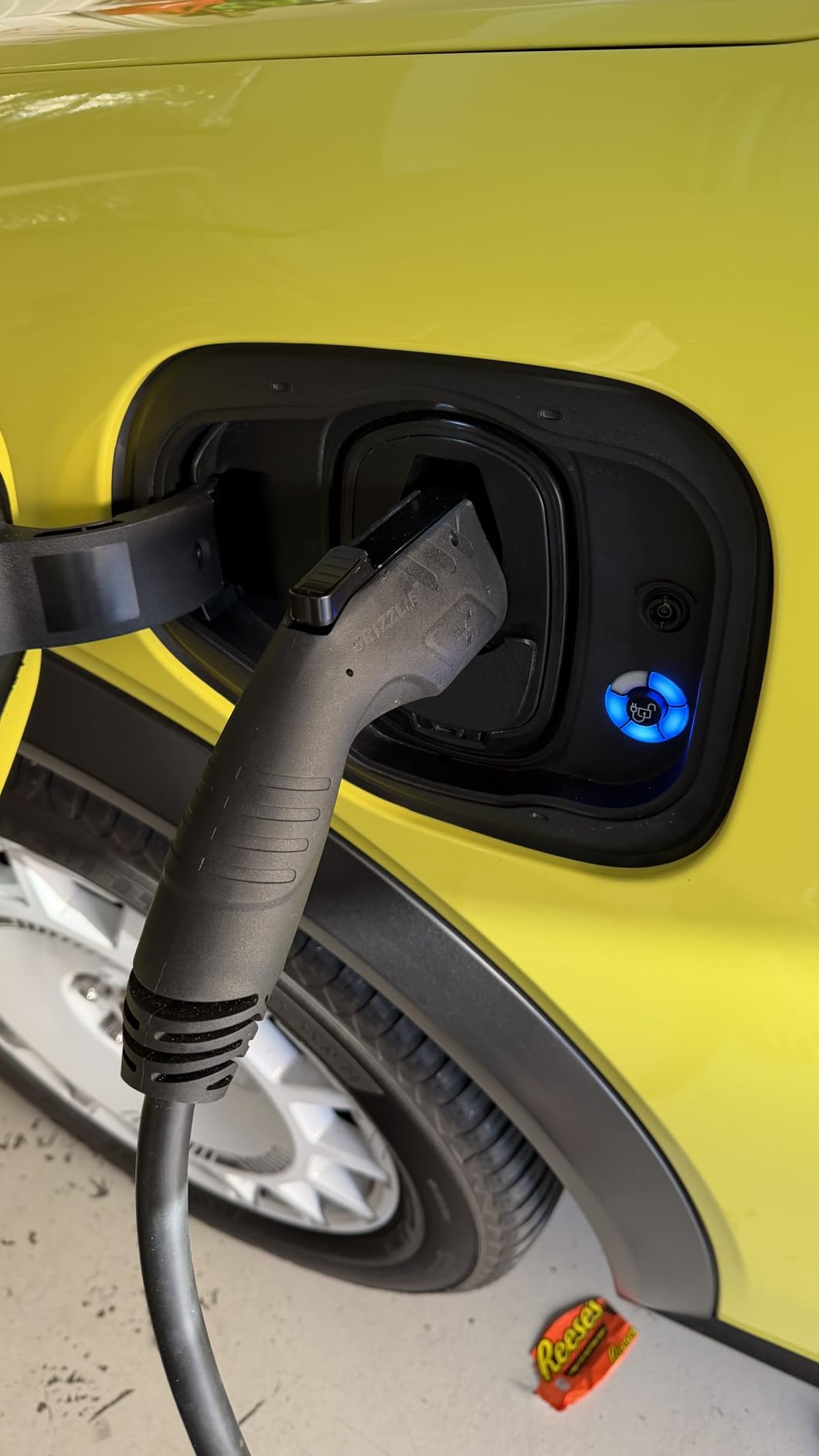 Grizzl-E Classic Level 2 Electric Vehicle (EV) Charger up to 40 Amp, UL Certified Indoor/Outdoor Electric Car Fast Wall Charging Station, NEMA 14-50 Plug, 24 feet Premium Cable, Avalanche Edition customer photo 2