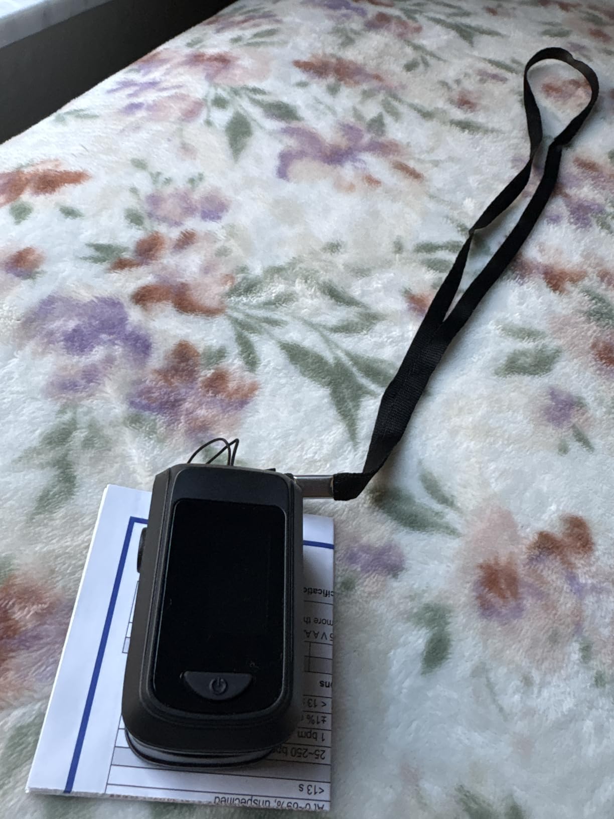 Fingertip Pulse Oximeter HealthTree Blood Oxygen Monitor Pulse Ox, Heart Rate monitor and Spo2 Reading Oxygen Meter Included Lanyard and AAA Batteries customer photo 2