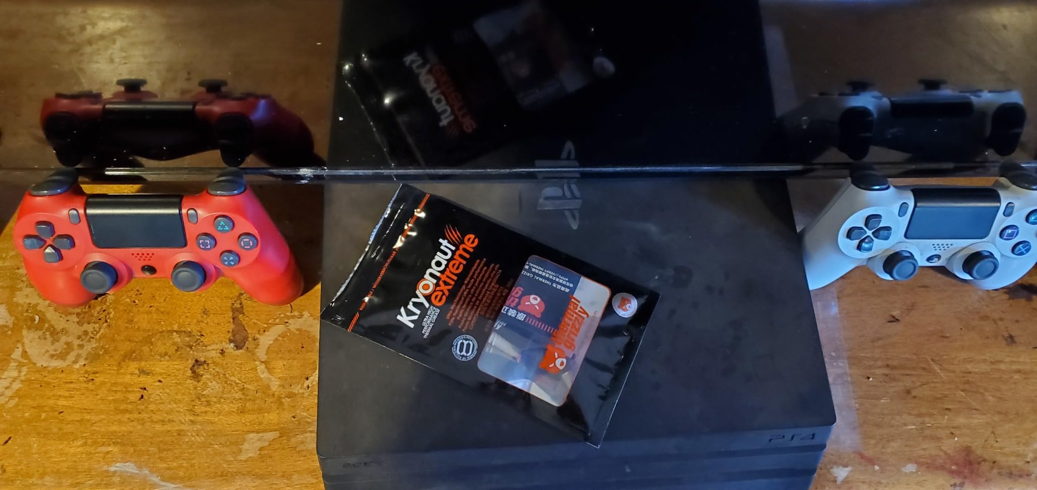 Thermal Grizzly Kryonaut Extreme - 2 Gram - Extremly High Performance Thermal Paste - for Maximum Thermal Conductivity While Overclocking CPU/GPU/PS4/PS5/Xbox customer photo 1