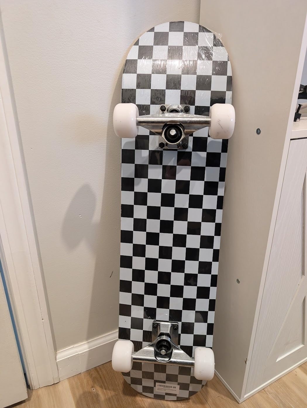 ANNEE 31x8 Inch Pro Skateboard Complete,7 Layer Canadian Maple Wood Double Kick Concave Skate Boards, Tricks Skateboards for Youths,Beginners,Girls,Boys,Kids,Teens,Adults customer photo 2