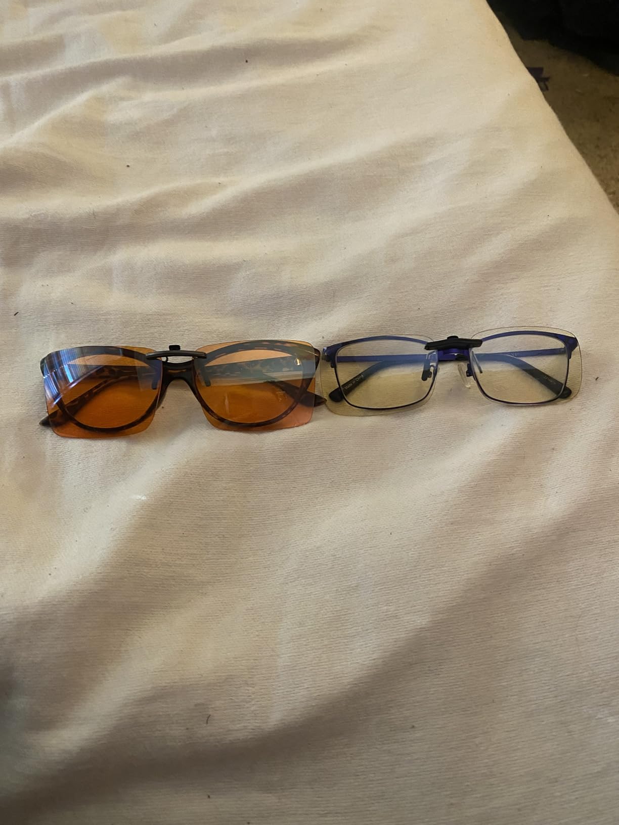 FONHCOO Clip on Blue Light Blocking Glasses Womens Mens over Prescription Glasses Frameless Lens Anti Eyestrain Headaches customer photo 1