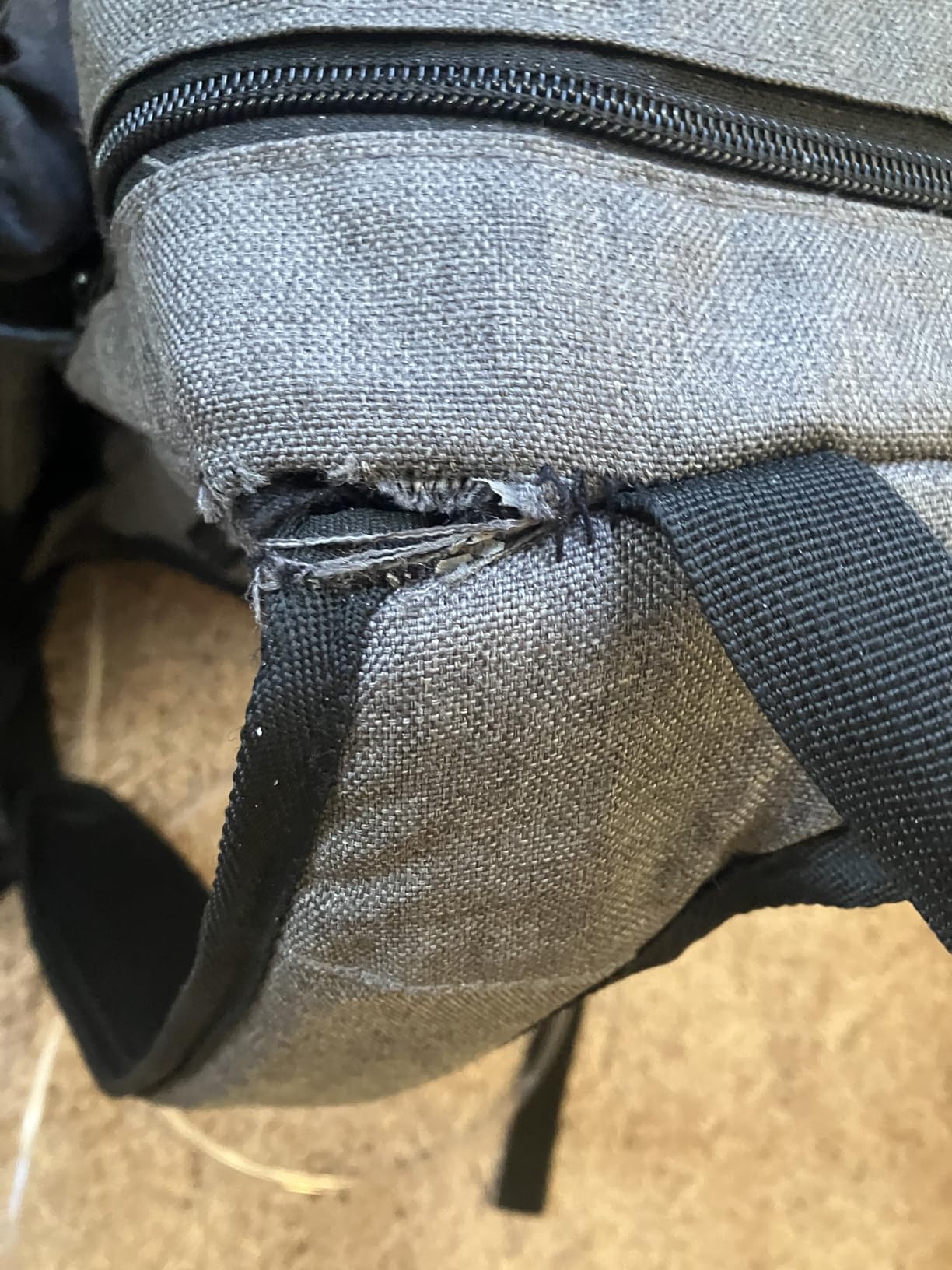 CURMIO Portable Oxygen Concentrator Backpack, POC Carrying Bag Compatible for Inogen, OxyGo and Caire Units, Bag Only customer photo 2