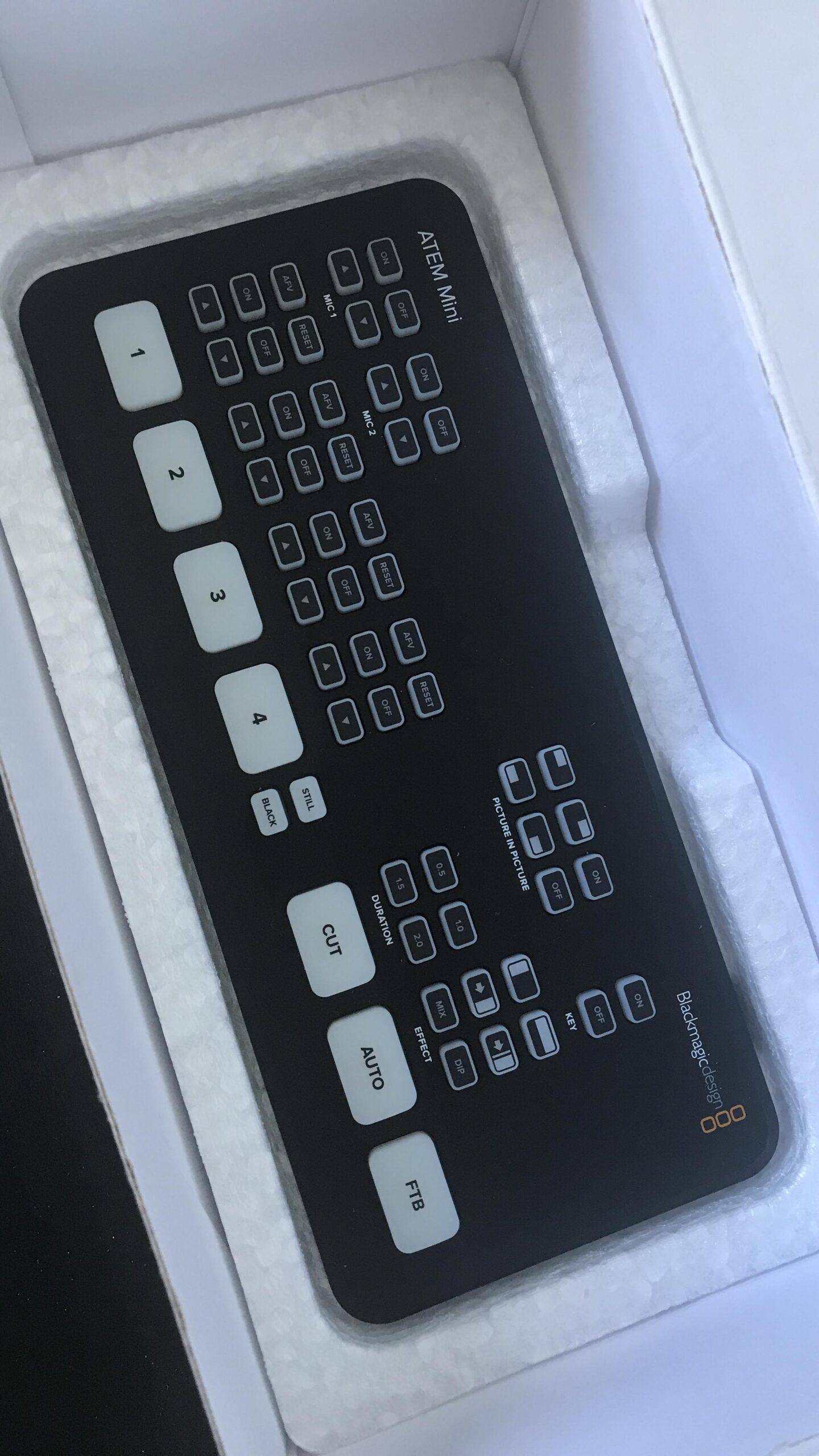 Blackmagic Design ATEM Mini Pro ISO HDMI Live Stream Switcher (SWATEMMINIBPRISO) customer photo 2