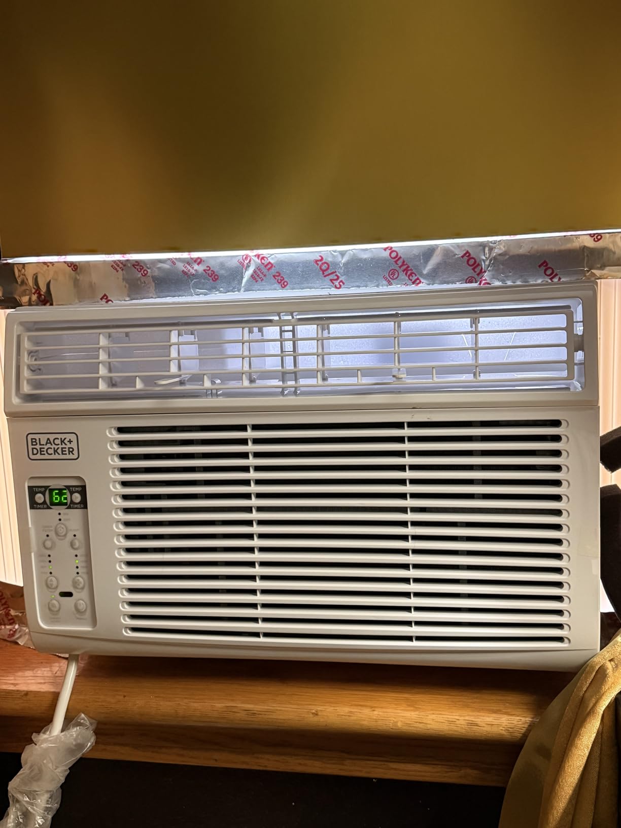 BLACK+DECKER Window Air Conditioner 6000 BTU, AC Window Unit Cools Up to 250 Square Feet, Window AC Unit with Remote Control, 3 Cooling Speeds and Fan Only Function, BD06WT6, White customer photo 2