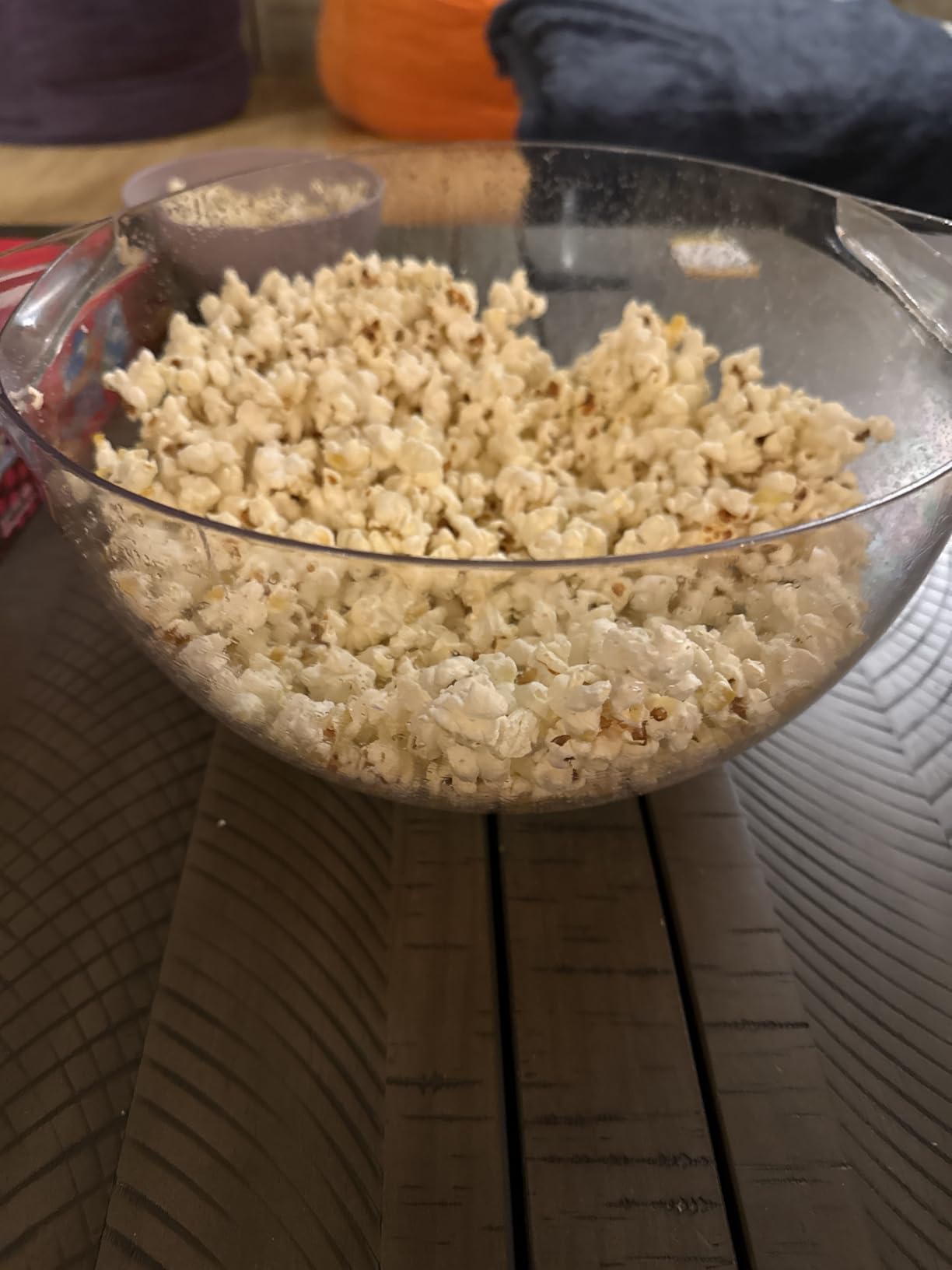 Dash SmartStore Deluxe Stirring Popcorn Maker - Hot Oil Electric Popcorn Popper with Butter-Warming Tray, Clear Serving Bowl, Storage Lid & Measuring Cup - 24 Cups, Red customer photo 1