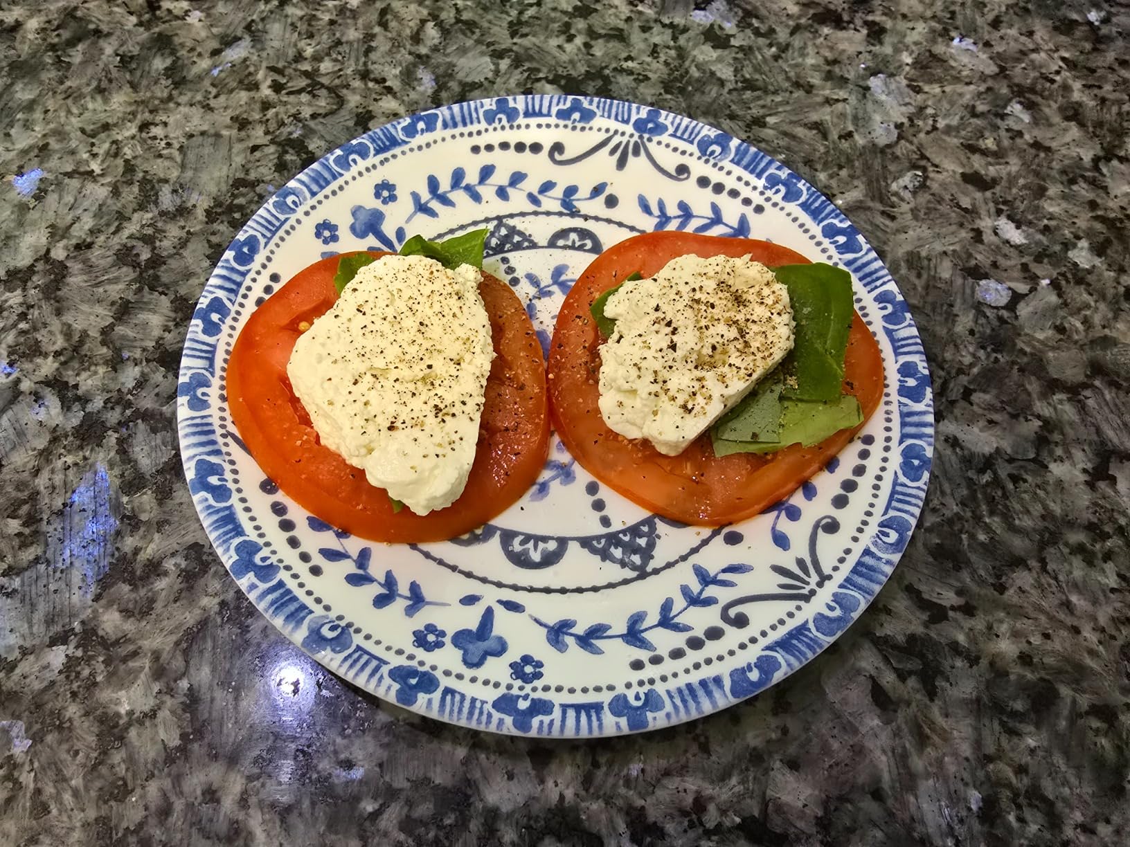 Fromaggio Stainless Steel Smart Home Cheese Maker -Craft Artisanal Cheese at Home in a Few Clicks - Effortless Cheese Making Machine for Beginners & Experts customer photo 2