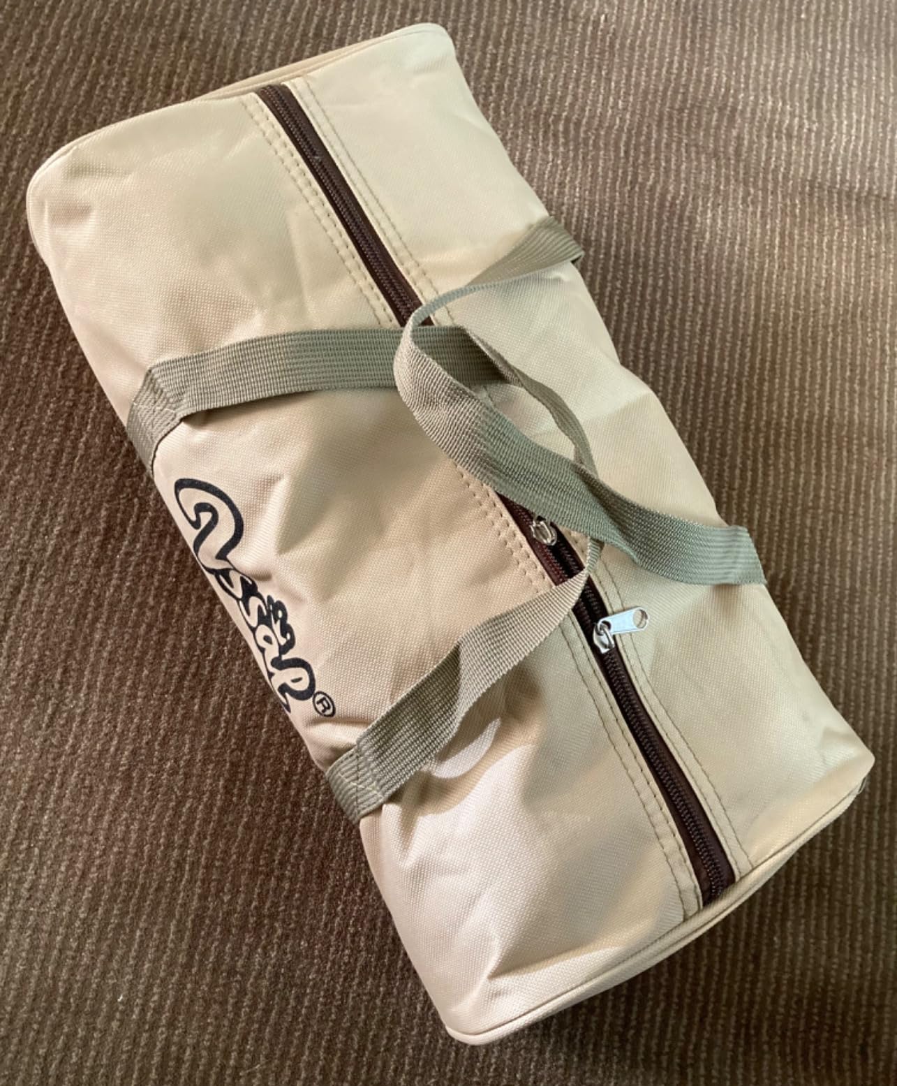 100mm Bocce Ball Set Regulation Size and Weight with 8 Resin Bochie Balls, Pallino, Carrying Bag, Measuring Rope, Gift for Family Backyard Lawn Yard Beach Bocci Games (Multi Colors, 2-8 Players) customer photo 2