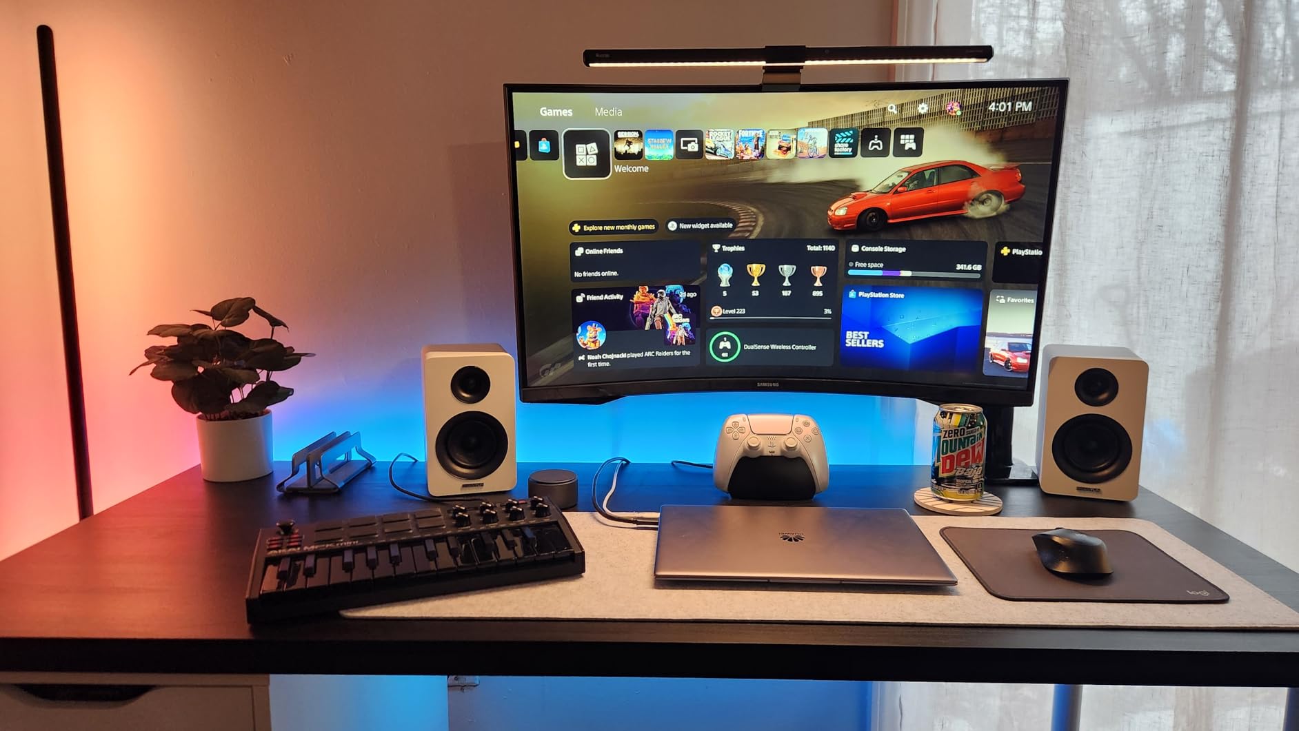 PlayVital Solid Black Controller Display Stand for ps5, Gamepad Accessories Desk Holder for ps5 Controller with Rubber Pads customer photo 1