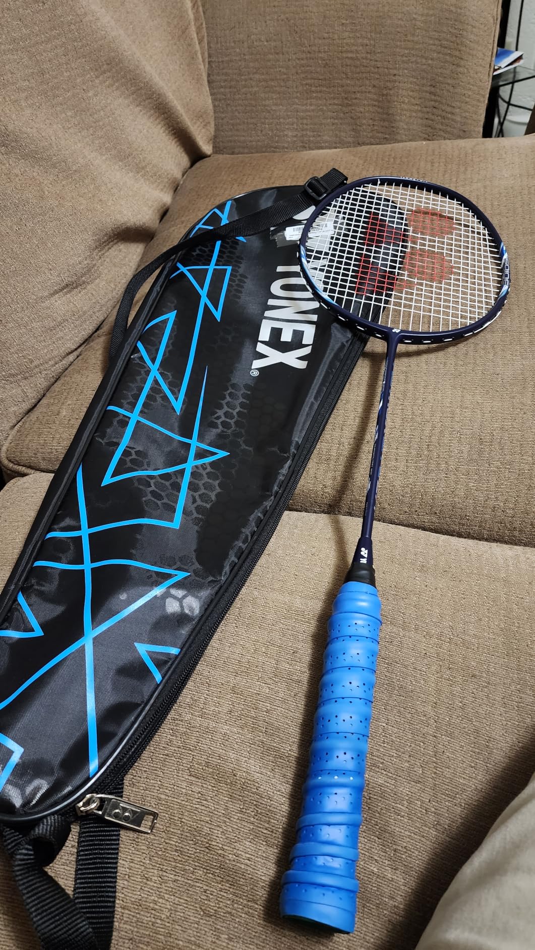 YONEX Astrox Smash Badminton Racket, Black/red customer photo 1