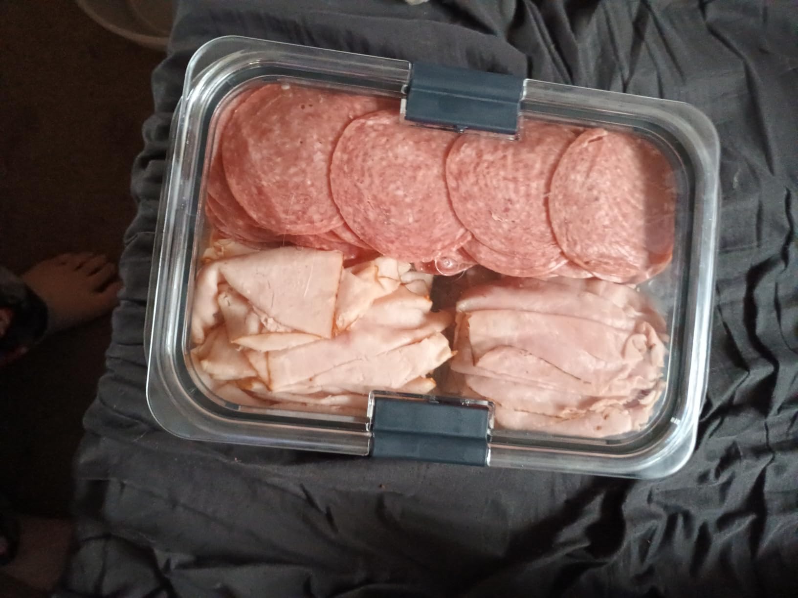 Rubbermaid Brilliance Meal Prep Containers, 2-Compartment Food Storage Containers, 2.85 Cup, 5-Pack, BPA-Free, Clear/Grey customer photo 2