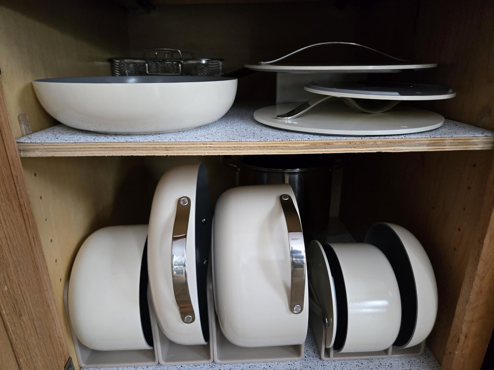 Caraway Non-Stick Ceramic Cookware Set (12 Piece) Pots, Pans, Lids and Kitchen Storage - PFAS & PFOA Free - Oven Safe Pan Set & Compatible with All Stovetops - Gray customer photo 2