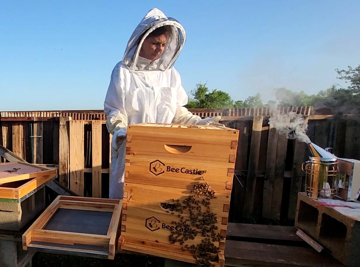 MayBee Beekeeping Supplies Bee Keeper Starting Kit 20 Pcs Beekeeping Tool Kit Bee Smoker Kit, Bee Keeping Supplies-All Starter Kit customer photo 1