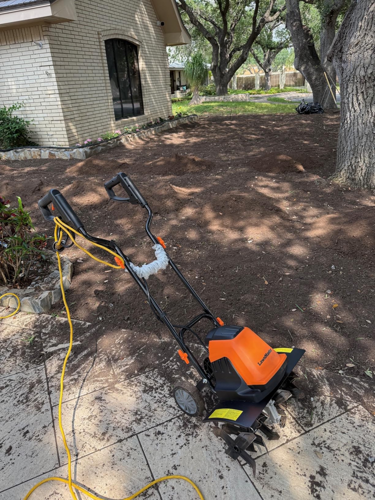 LawnMaster 13.5 Amp 18 Electric Tiller - TE1318M customer photo 2