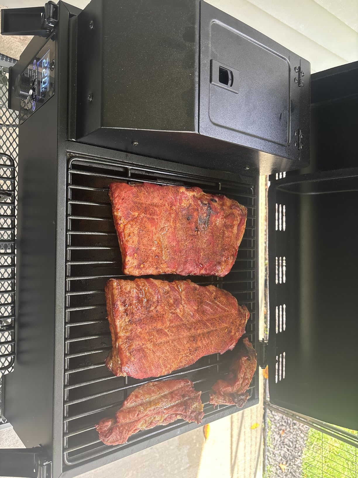 PIT BOSS 10697 Table Top Wood Grill With Temperature Control, Mahogany customer photo 2