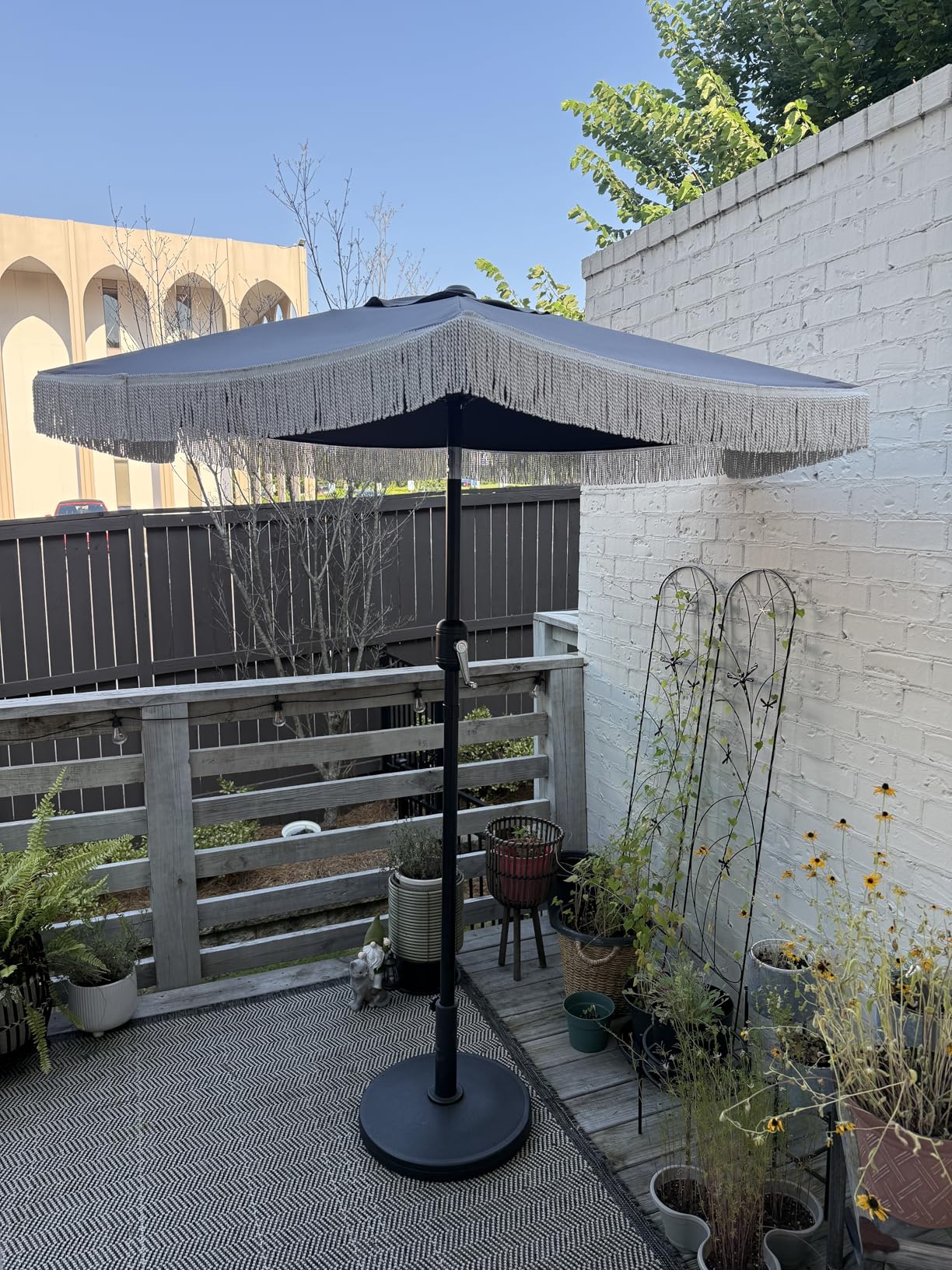 Sunnydaze 2-Piece Chic Diamonds Garden Trellis for Climbing Plants - Outdoor Decorative Metal Flower Trellis - 48-Inch Tall - Black customer photo 2