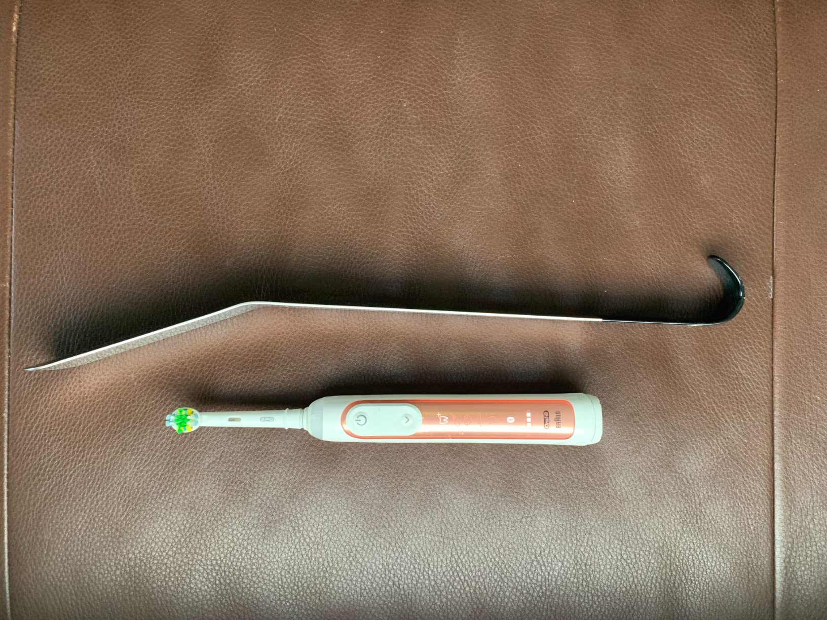 Velette 2 Pack Metal Shoe Horn Long Handle for Seniors - 16.5 Extra Long Shoe Horn for Seniors, 7.5 Travel Shoes Horns for Men, Women, and Kids customer photo 2