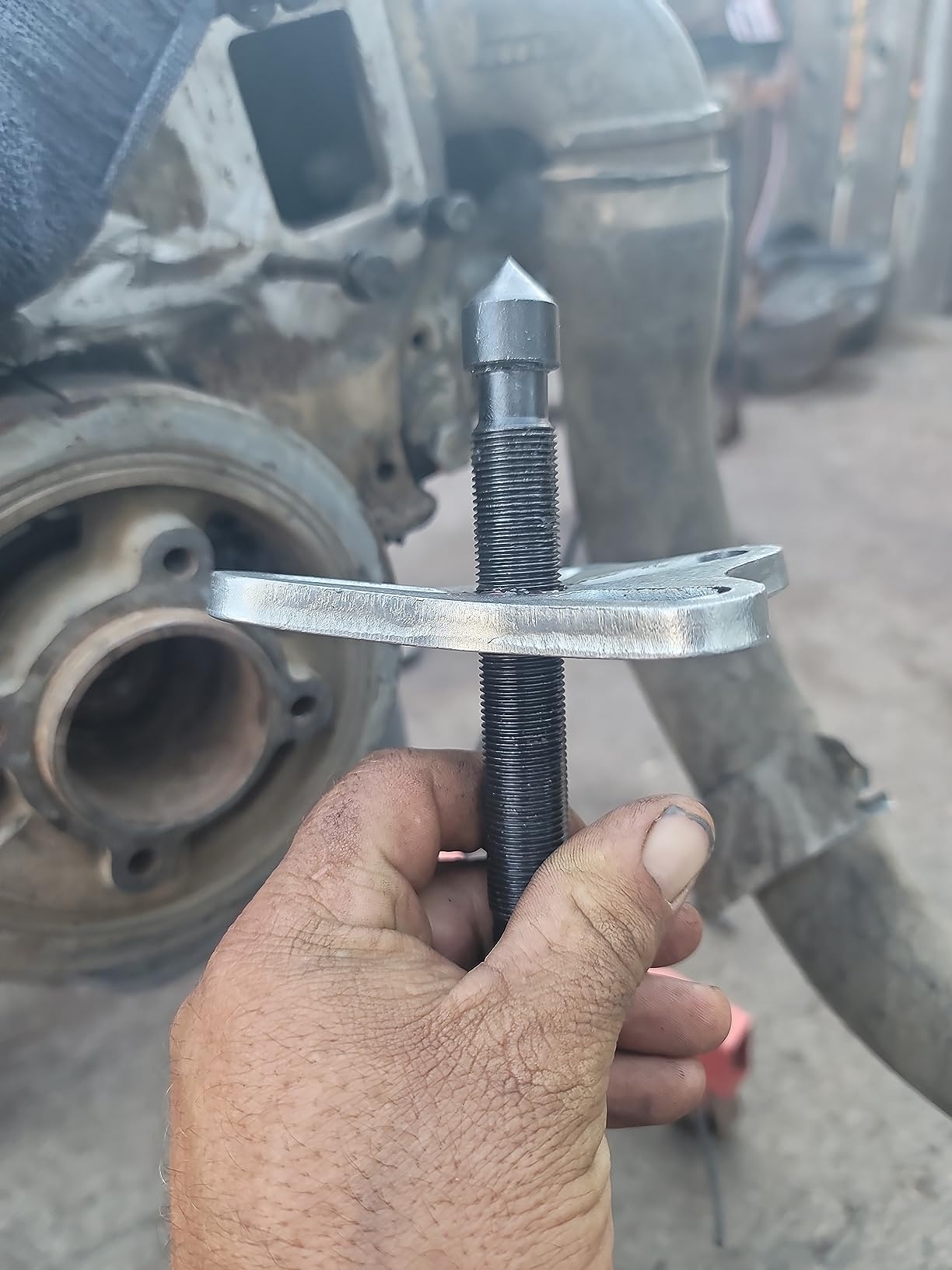 ATPEAM 46pcs Harmonic Balancer Puller Set | Steering Wheel Puller Kit, Use with Harmonic Balancers, Crankshaft Pulleys and Gears, Work on Most Cars, Pickups, SUVs customer photo 2