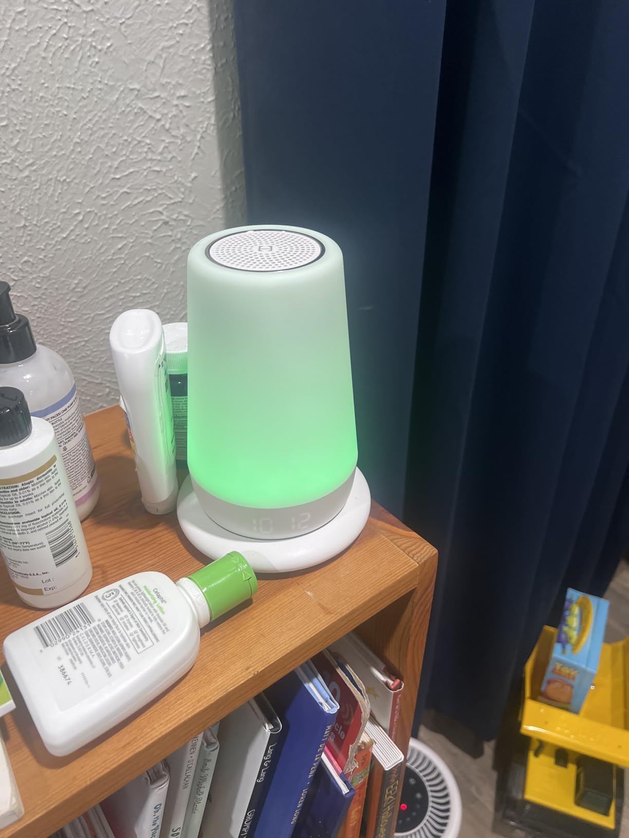 Hatch Rest+ Baby & Kids Sound Machine | 2nd Gen | Child's Night Light, Alarm Clock, Toddler Sleep Trainer, Time-to-Rise, White Noise, Bedtime Stories, Portable, Backup Battery (with Charging Base) customer photo 1