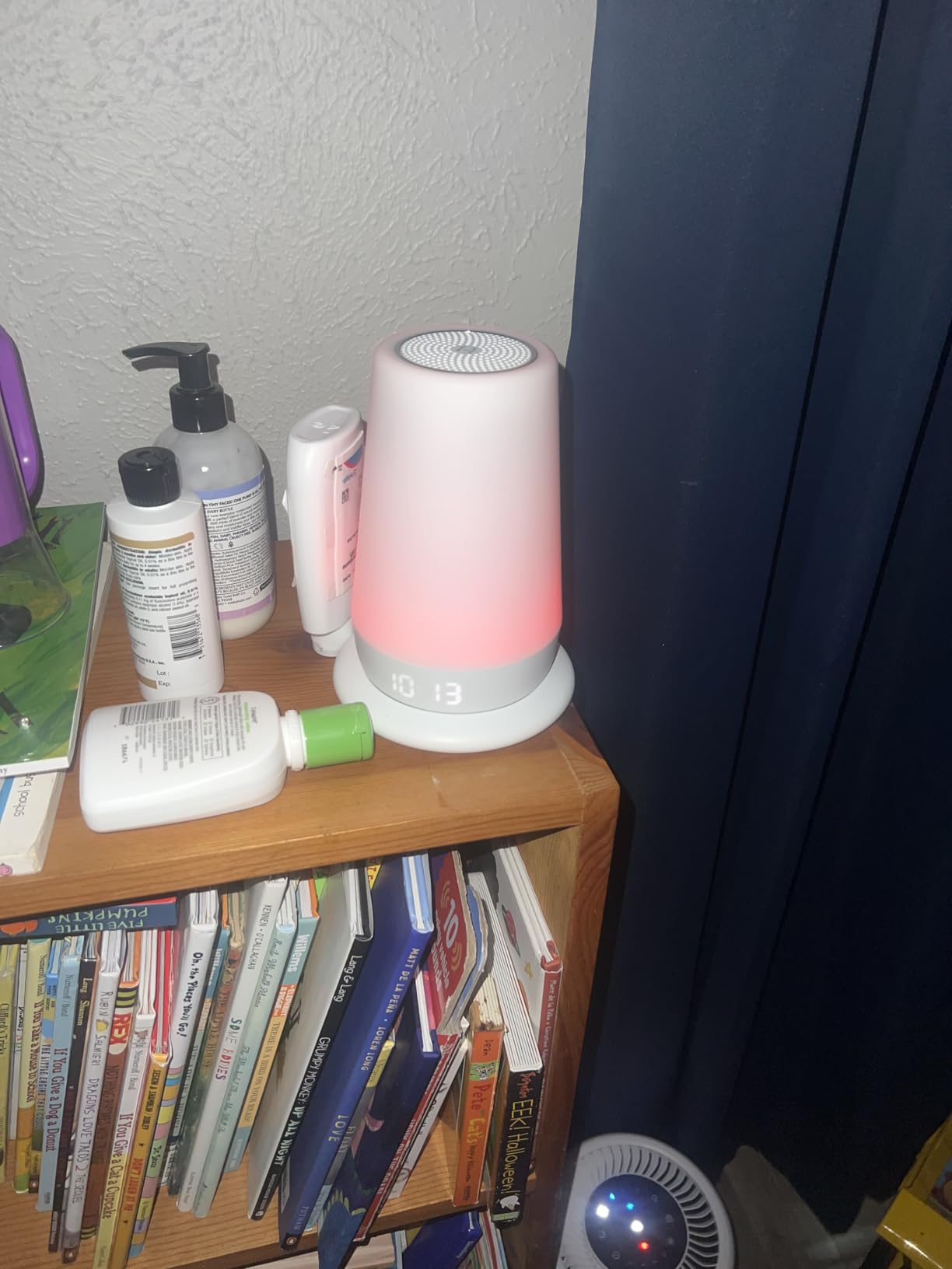 Hatch Rest+ Baby & Kids Sound Machine | 2nd Gen | Child's Night Light, Alarm Clock, Toddler Sleep Trainer, Time-to-Rise, White Noise, Bedtime Stories, Portable, Backup Battery (with Charging Base) customer photo 2