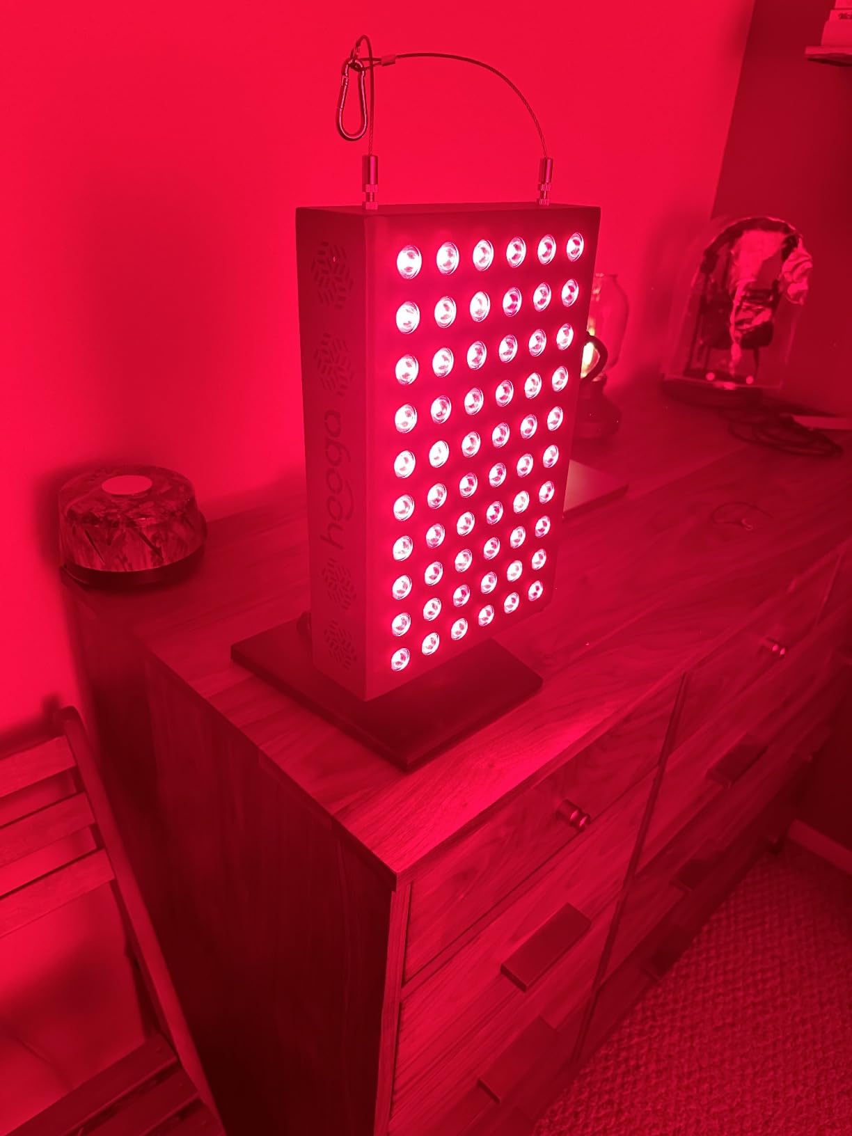 Hooga Red Light Therapy Panel PRO300, Red and Near Infrared Light Device 660nm 850nm, 60 Dual-Chip LEDs, Built-in Timer and Stand, Flicker Free, Compact Panel for Home Wellness Routine customer photo 2