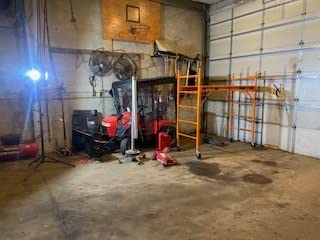 WEN 31110T Baker-Style 6.25 ft. Multi-Purpose 1000-Pound-Capacity Rolling Steel Scaffolding customer photo 1