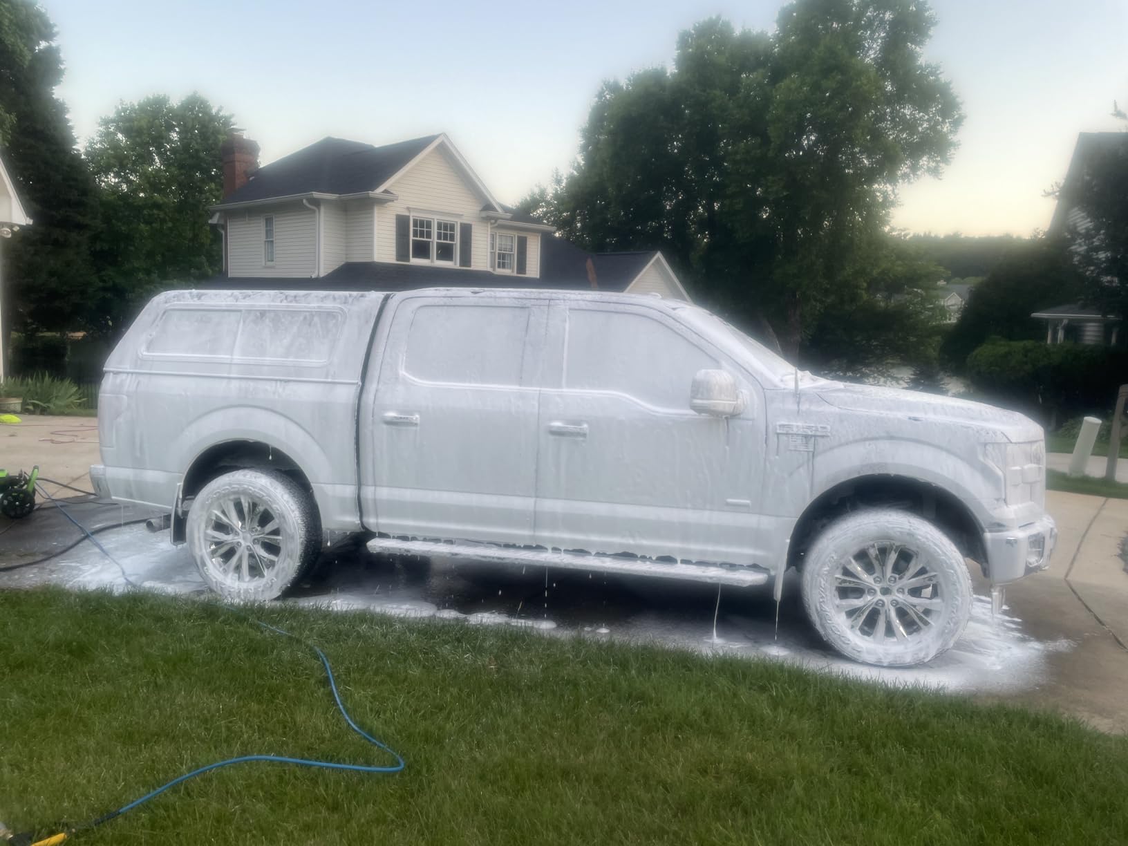 Chemical Guys Big Mouth Max Release Foam Cannon - Foam Cannon for Pressure Washer for Car Wash, Home Cleaning, and Boat Wash with 34 oz Bottle customer photo 1