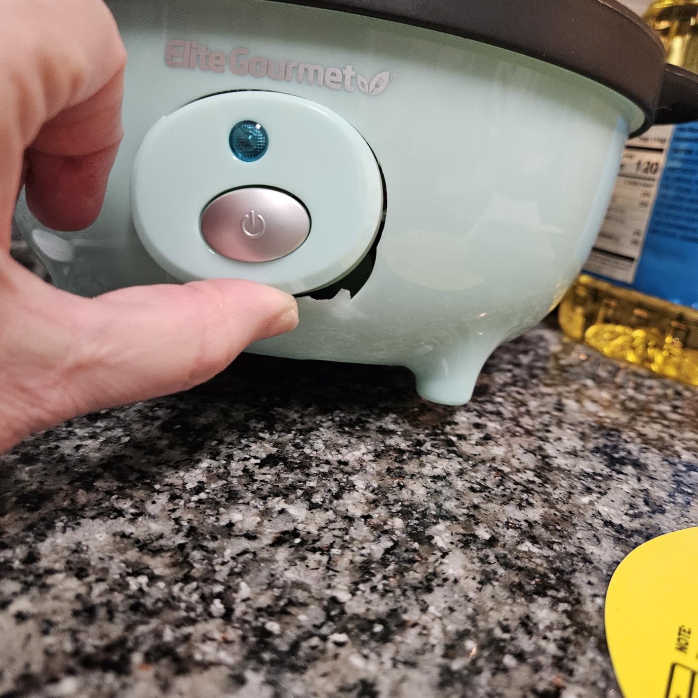 Elite Gourmet EPM330M Automatic Stirring 12-cup Popcorn Maker Popper, Hot Oil Popcorn Machine w/Measuring Cap & Built-in Reversible Serving Bowl, Great for Home Party Kids, Safety ETL Approved, Mint customer photo 1