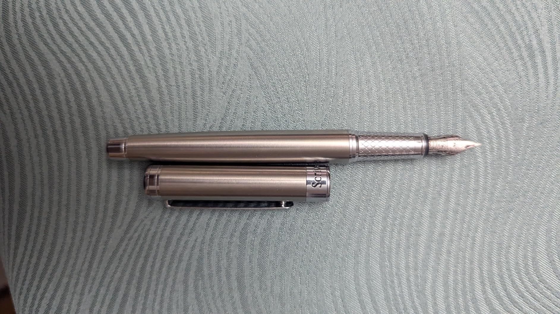 Scriveiner British Racing Green Fountain Pen - Stunning Luxury Pen with Chrome Finish, Schmidt Nib (Medium), Best Pen Gift Set for Men & Women, Professional, Executive, Office, Nice Pens customer photo 2