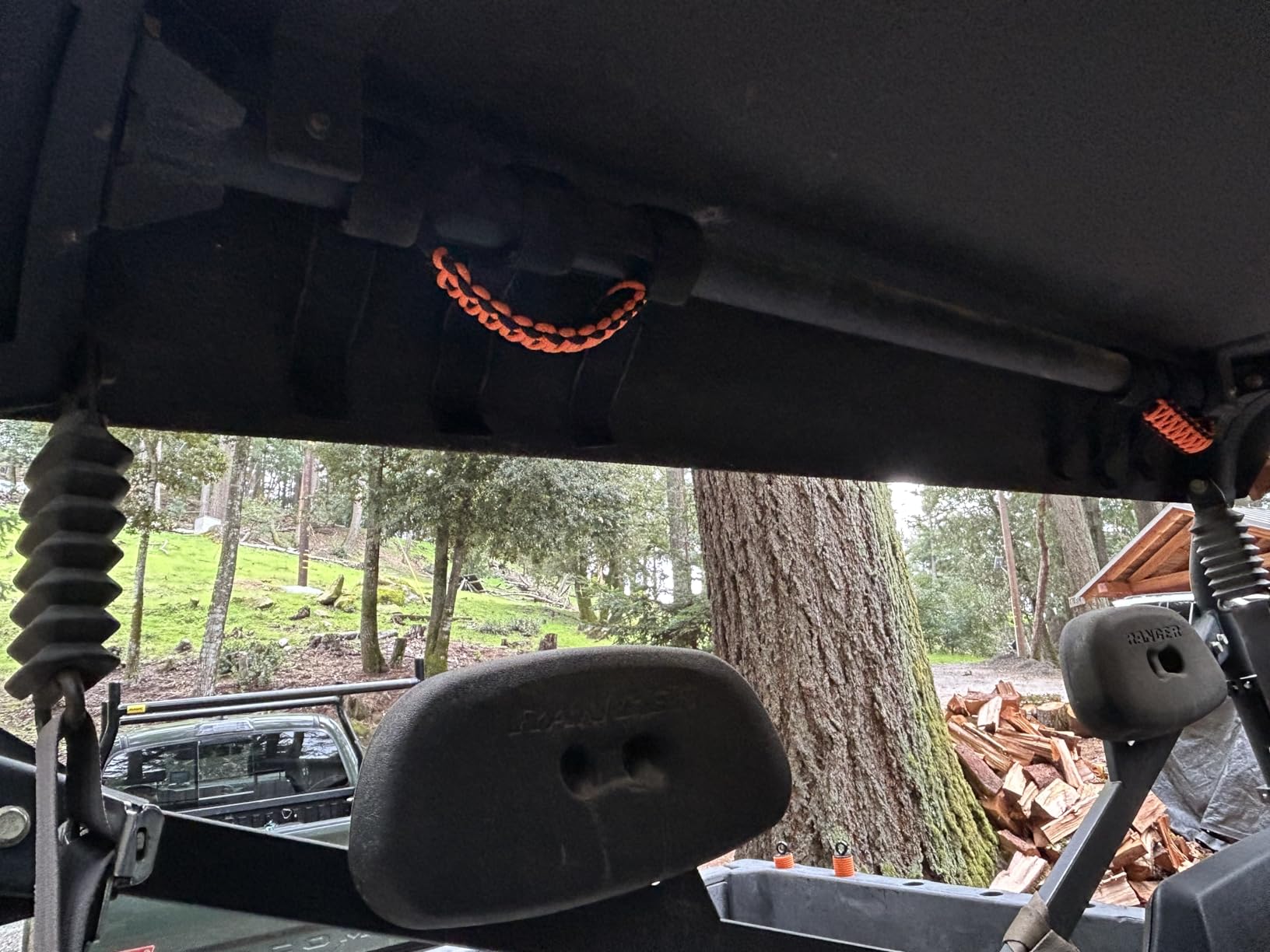 4 x Roll Bar Grab Handles Grip Handle for Jeep Wrangler JK JKU JL JLU TJ YJ Sports Sahara Freedom Rubicon Unlimited Gladiator JT 1955-2023 UTV ATV Premium 550 Paracord Interior Accessories (Black) customer photo 1