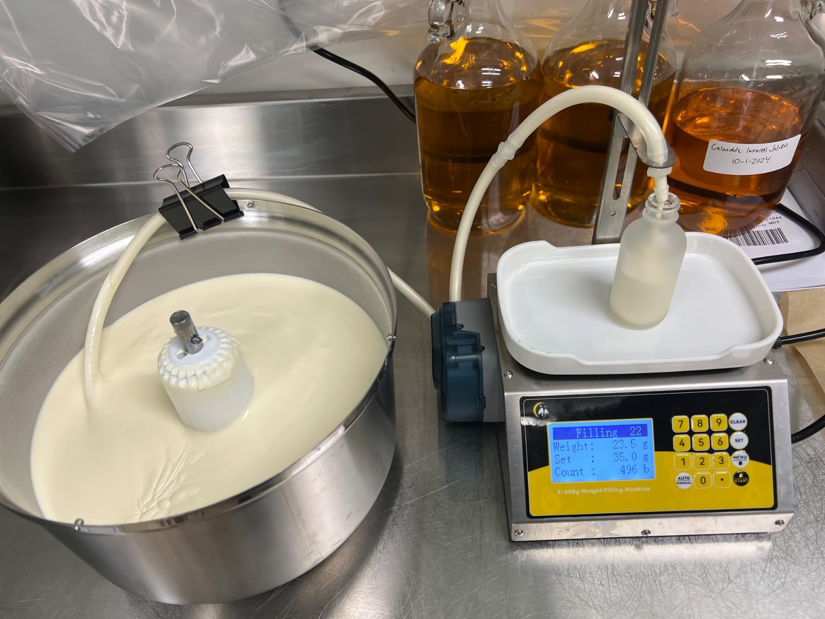 [2025 New Version] Liquid Filling Machine 2-300g Bottle Filler Machine Weight Filling Machine Peristaltic Pump Digital Control for Perfume, MCT Oil, Essential Oil, Nail Polish customer photo 2