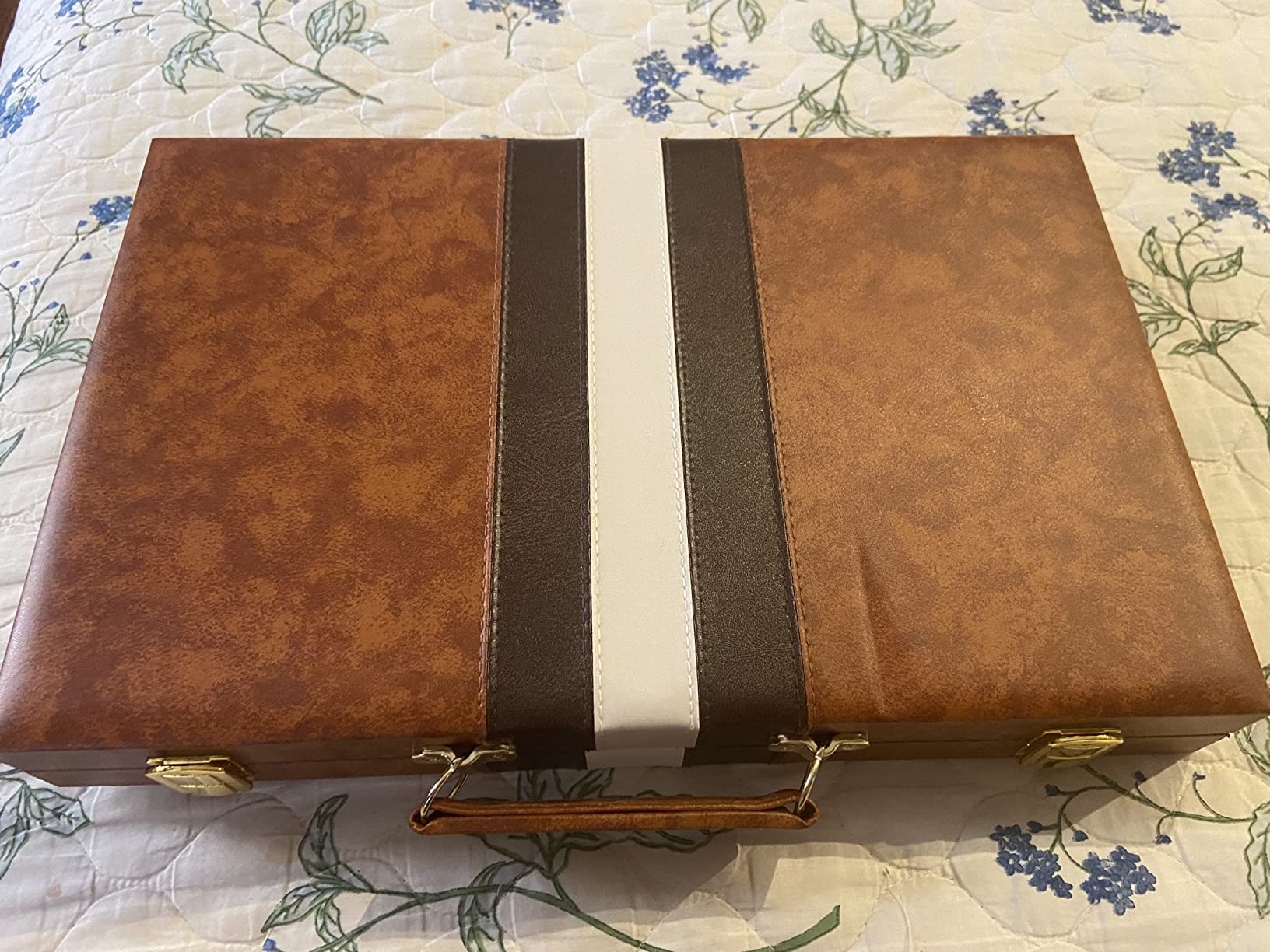 AMEROUS Backgammon Set, 15 Inches Classic Board Game with Leather Case, Folding Board, Gift Package, Portable Travel Strategy Backgammon Game Set for Adults, Kids (Medium, Brown) customer photo 2