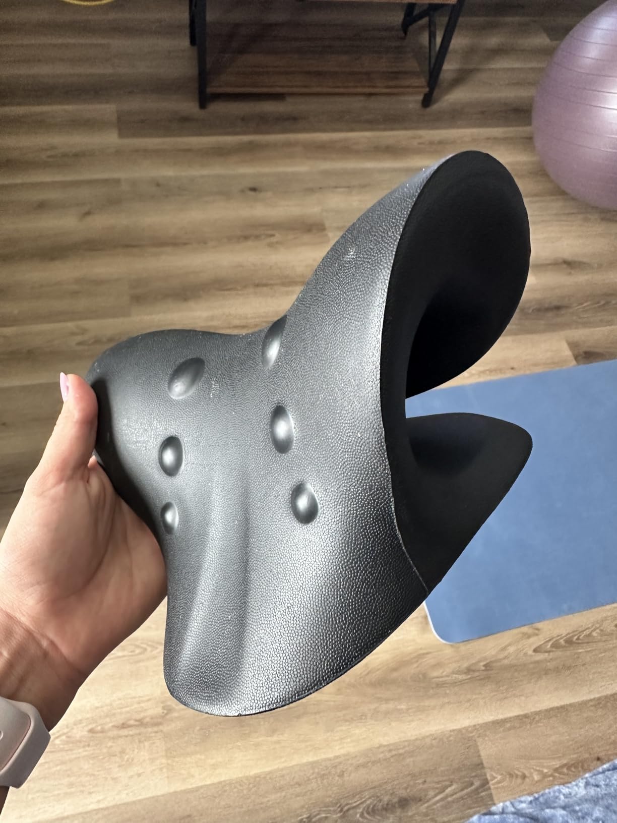 RESTCLOUD Neck and Shoulder Relaxer, Cervical Traction Device for TMJ Pain Relief and Cervical Spine Alignment, Chiropractic Pillow, Neck Stretcher (Black) customer photo 2
