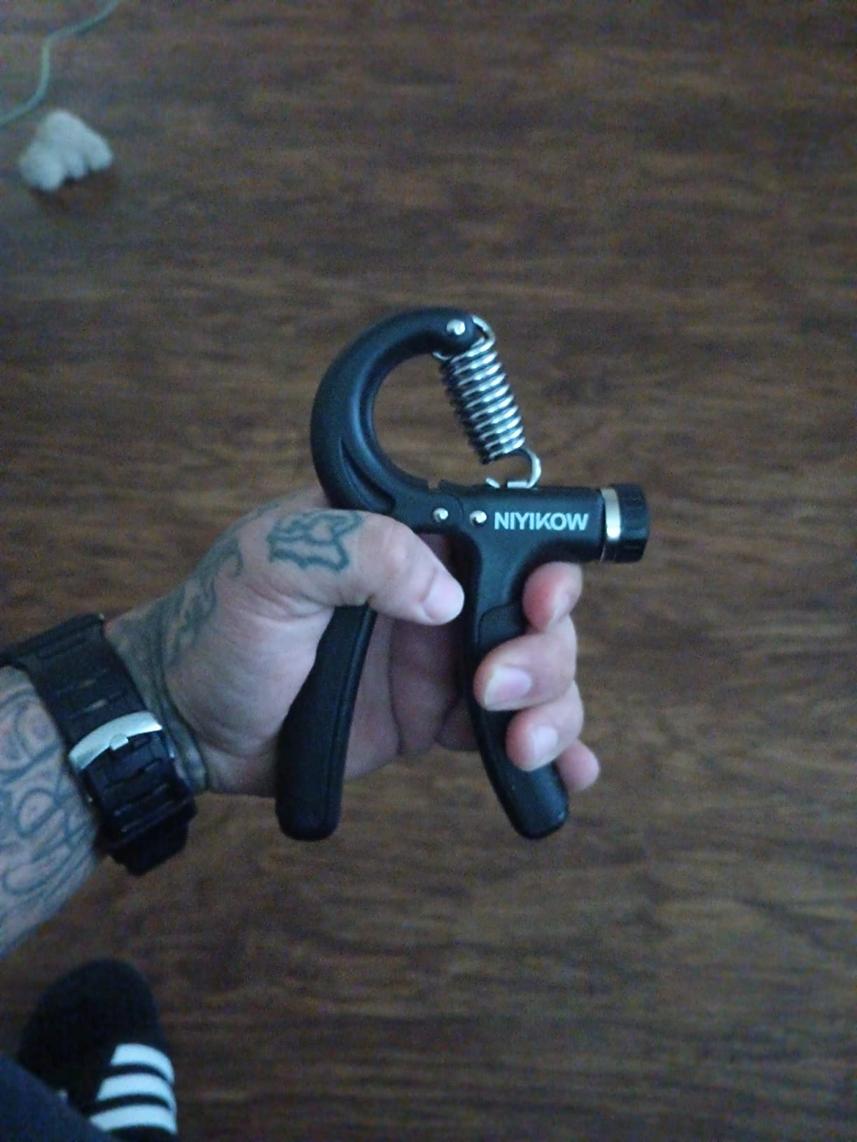 NIYIKOW 2 Pack Grip Strength Trainer, Hand Grip Strengthener, Adjustable Resistance 22-132Lbs (10-60kg), Forearm Strengthener, Perfect for Musicians Athletes customer photo 2