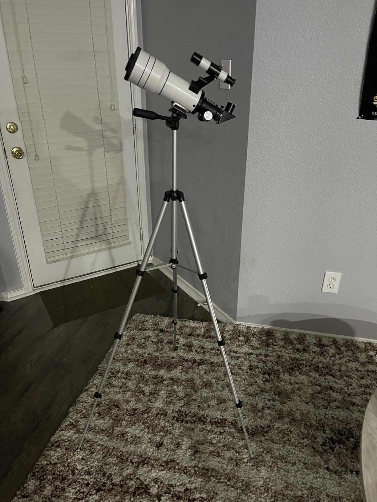 ToyerBee Telescope for Adults and Kids, 70mm Aperture Refractor Telescope for Astronomy Beginners, 15X-150X Magnification, 300mm Portable Telescope with Phone Adapter and Wireless Remote customer photo 2