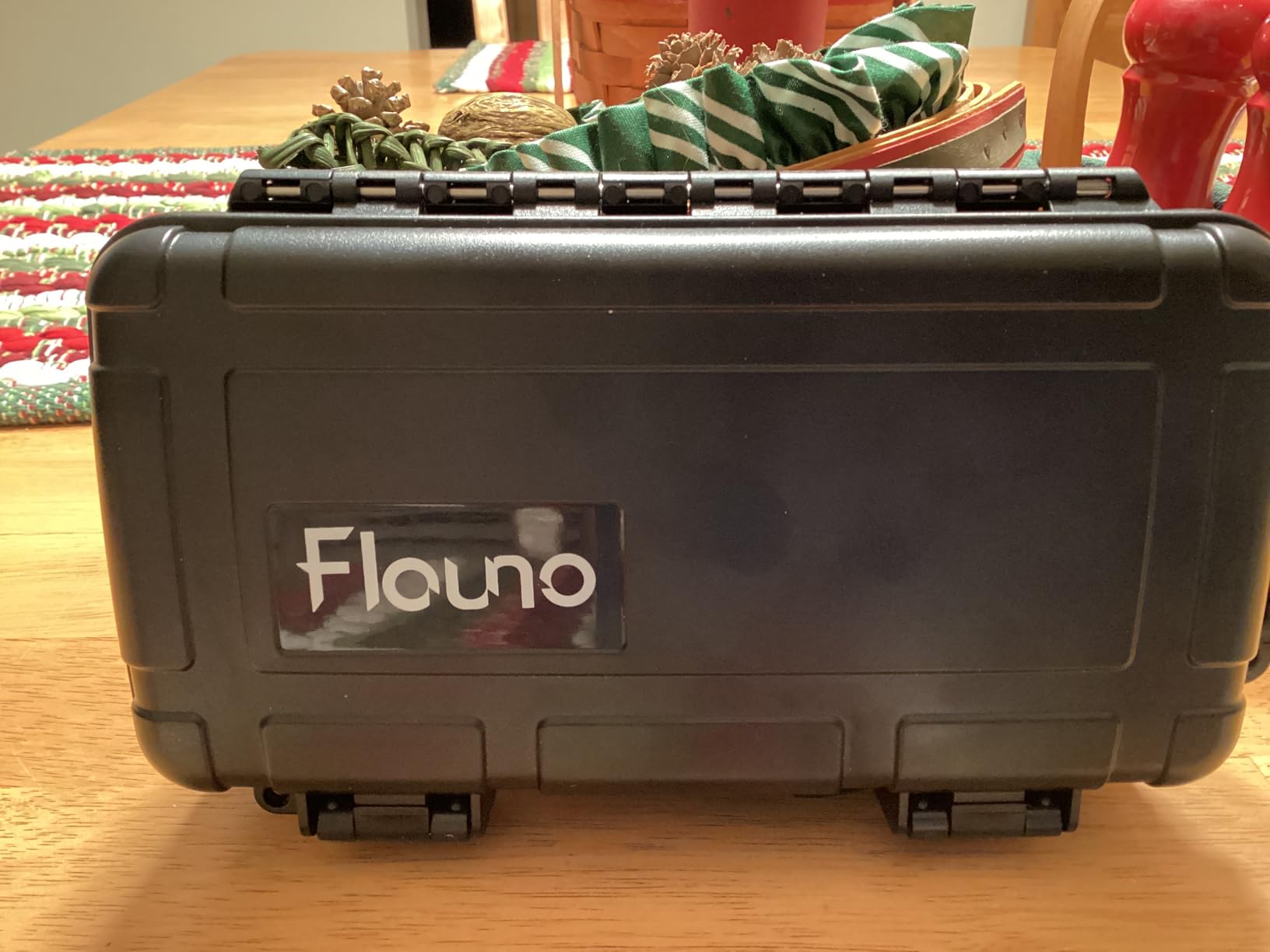 Flauno Travel Cigar Humidor Case - Portable Cigar Box with Humidifier Disc & Cigar Cutter | Waterproof | Crushproof | Airtight | Durable (Holds up to 5 Cigars) customer photo 2
