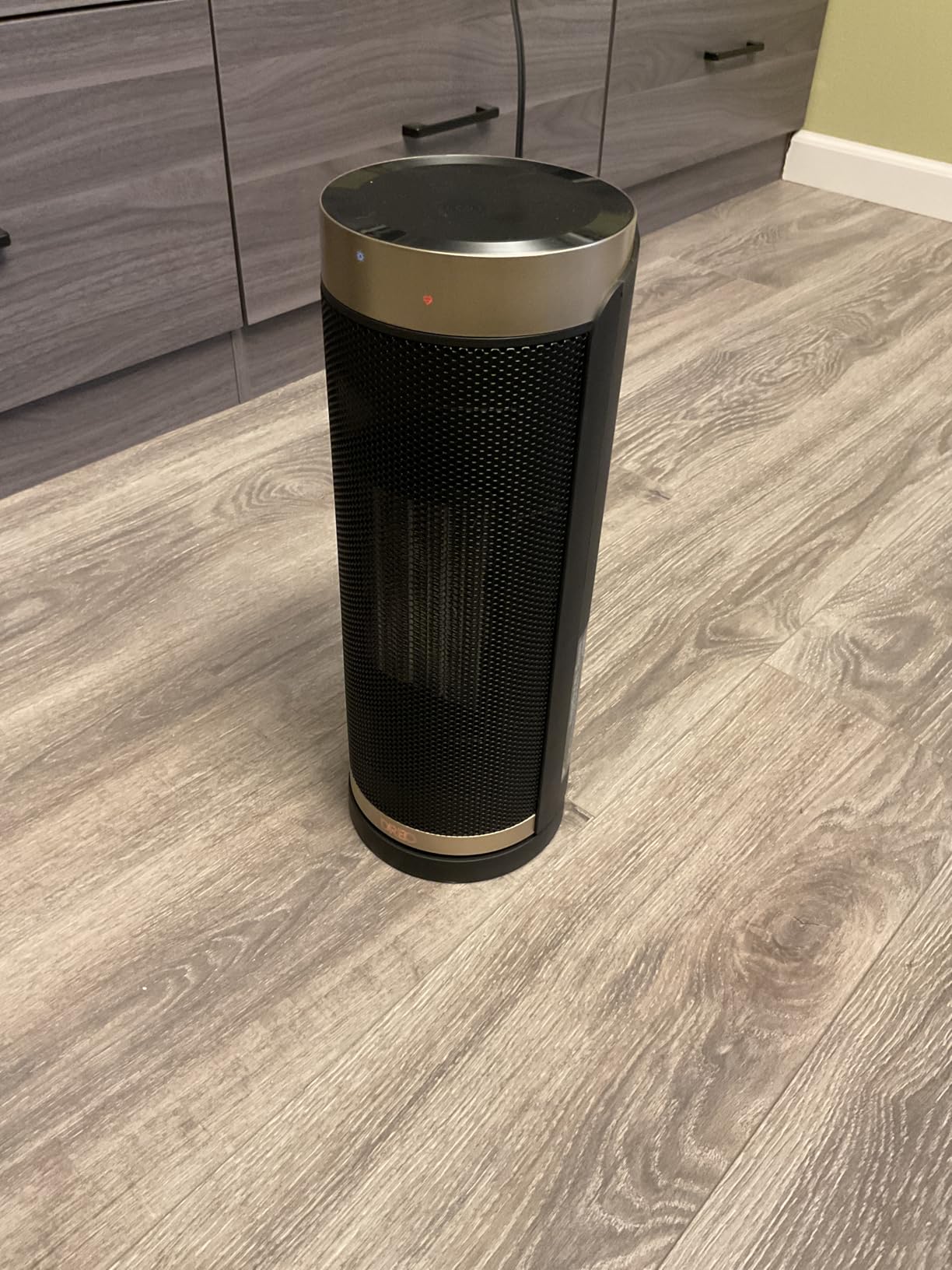 DREO Space Heater, 1500W Electric Heaters for Indoor Use with Thermostat, 70° Oscillation, 8 Safety Protections, 5 Modes, Remote, 12H Timer, Quiet Portable Heater for Office, Bedroom, Large Room customer photo 1