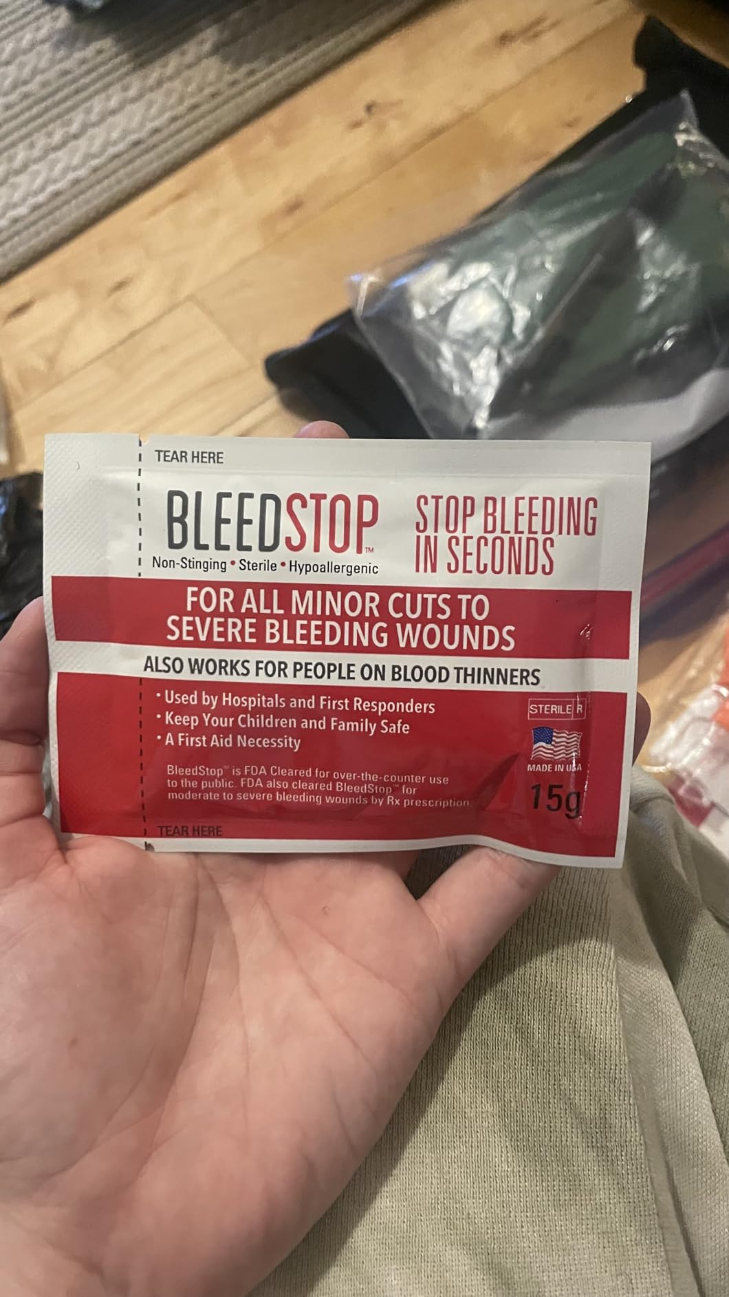 BleedStop First Aid Powder for Blood Clotting - 4 (15g) Pouches - Trauma Kit for Moderate to Severe Bleeding Wounds or Nosebleeds customer photo 2