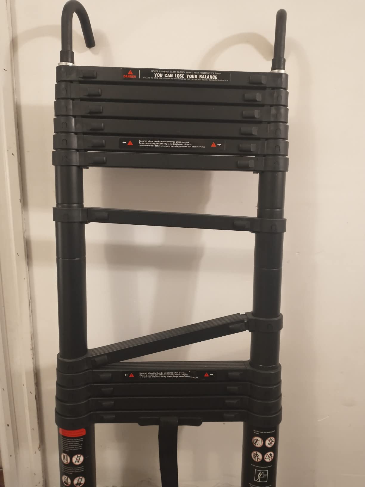 Telescoping Ladder 20.5ft Aluminum Telescopic Extension Ladder Extendable Ladders with 2 Detachable Hooks Portable Lightweight Safety Lock Design Best for Household Daily or RV Work 330 Pound Capacity customer photo 2