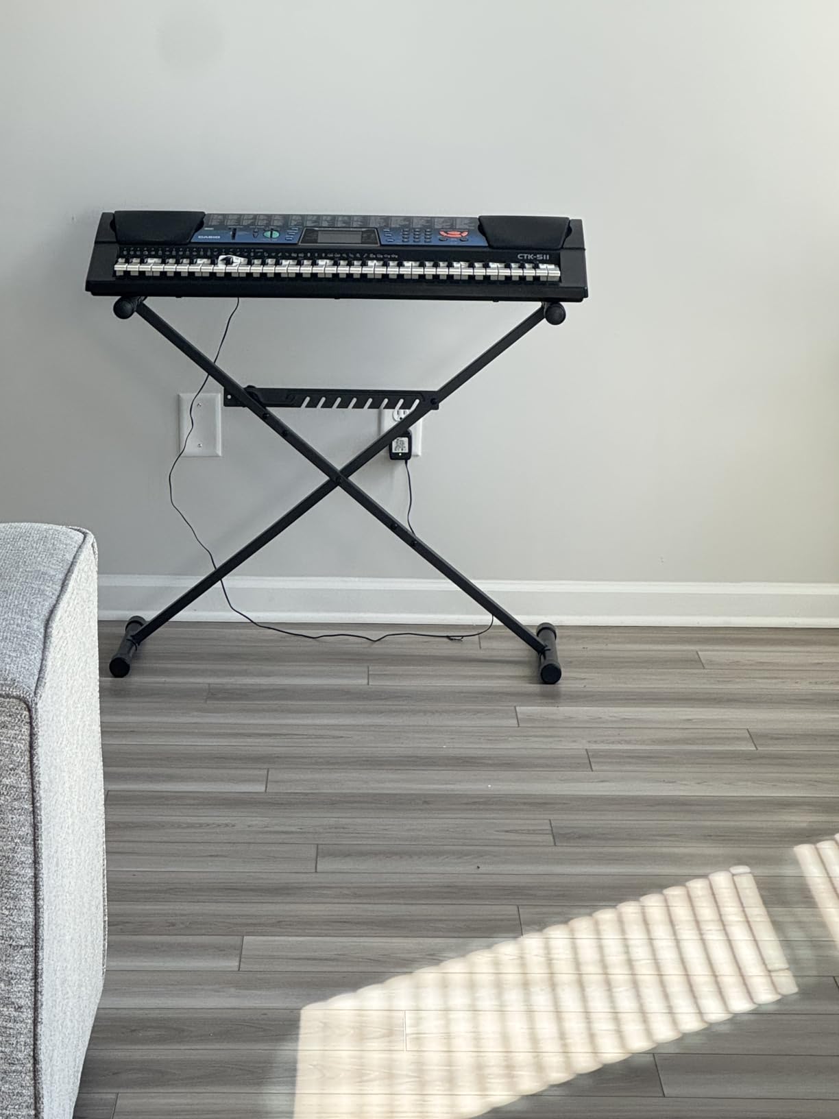 GLEAM Keyboard Stand - Digital Piano Stand, Single X Style, Black (Capacity: 100 lb) customer photo 1