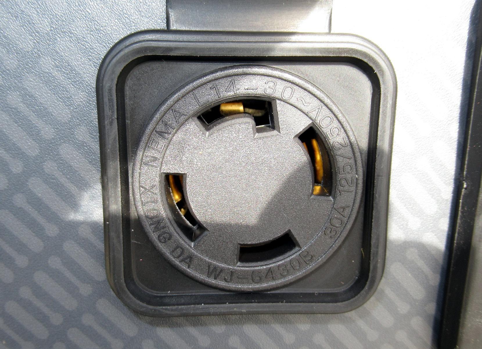 Westinghouse 9500 Peak Watt Dual Fuel Home Backup Portable Generator, Electric Start, Transfer Switch Ready, Gas & Propane Powered, CO Sensor customer photo 2