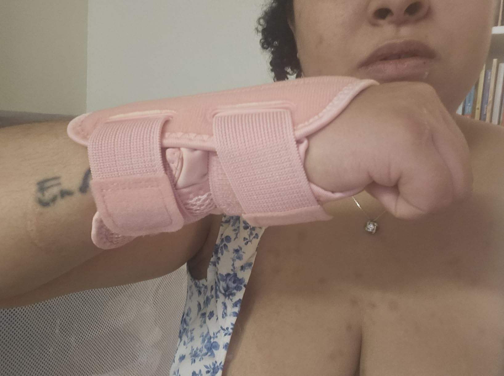 NuCamper Wrist Brace Carpal Tunnel Right Left Hand for Men Women Pain Relief, Night Wrist Sleep Supports Splints Arm Stabilizer with Compression Sleeve Adjustable Straps,for Tendonitis Arthritis customer photo 1