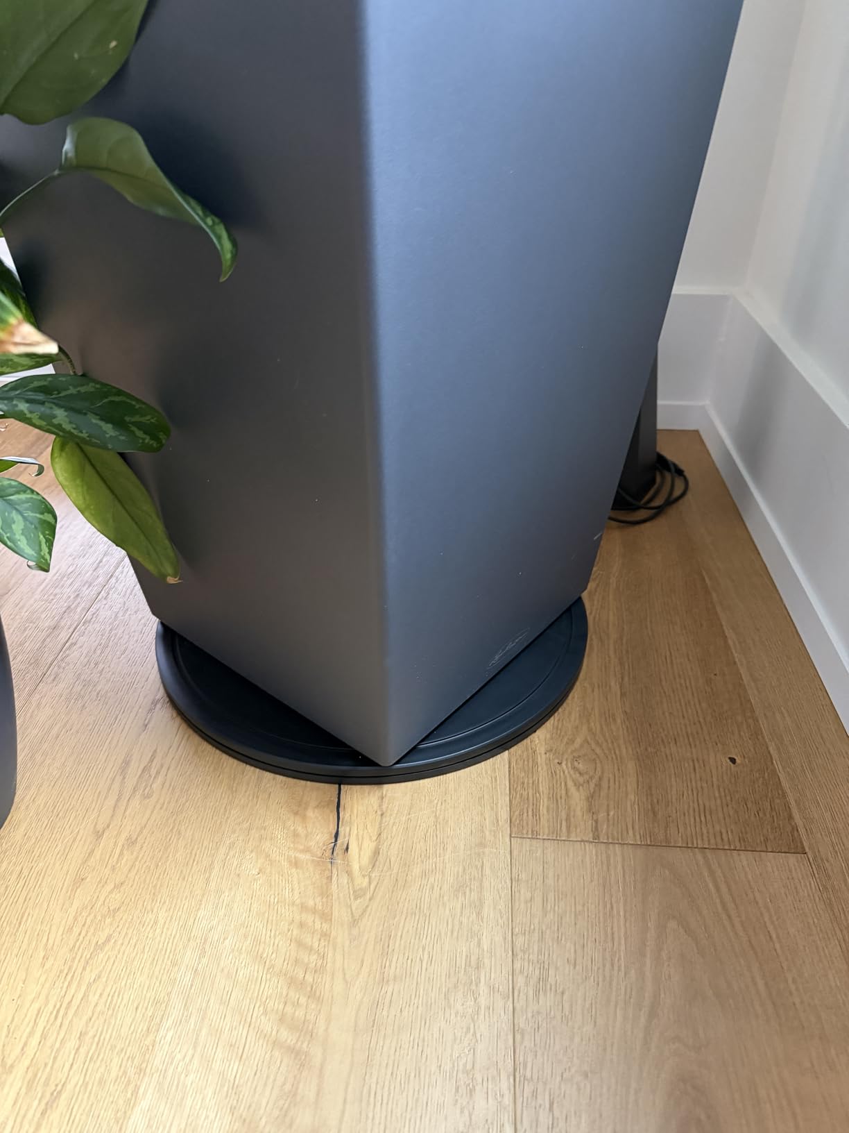 16Inch Lazy Susan Turntable - Heavy Duty Rotating Swivel Steel Ball Bearings - Flat Base Stand for TV/Computer/Monitor/Arts/Crafts/Bonsai/Christmas Tree/Cabinet Organizer(Plastic&Black) customer photo 1