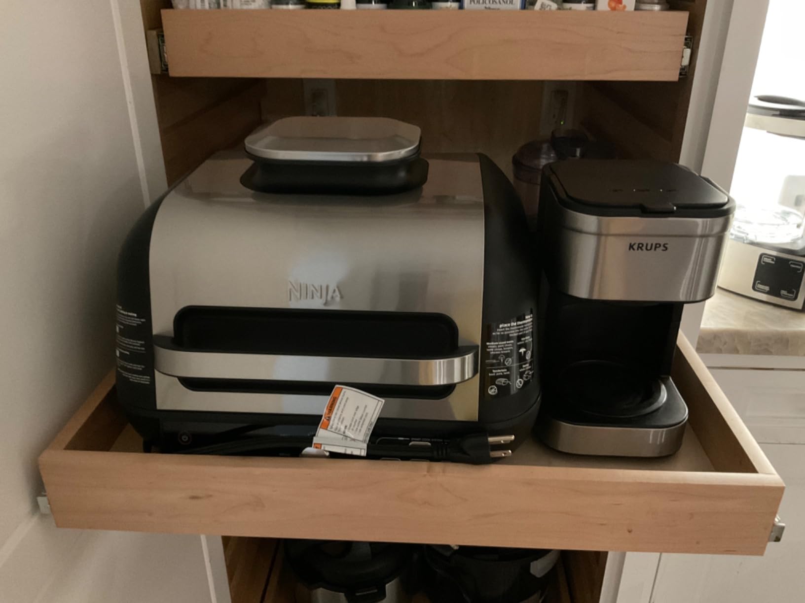 Ninja IG651 Foodi Smart XL Pro 7-in-1 Indoor Grill/Griddle Combo, use Opened or Closed, Air Fry, Dehydrate & More, Pro Power Grate, Flat Top, Crisper, Smart Thermometer, Black customer photo 2