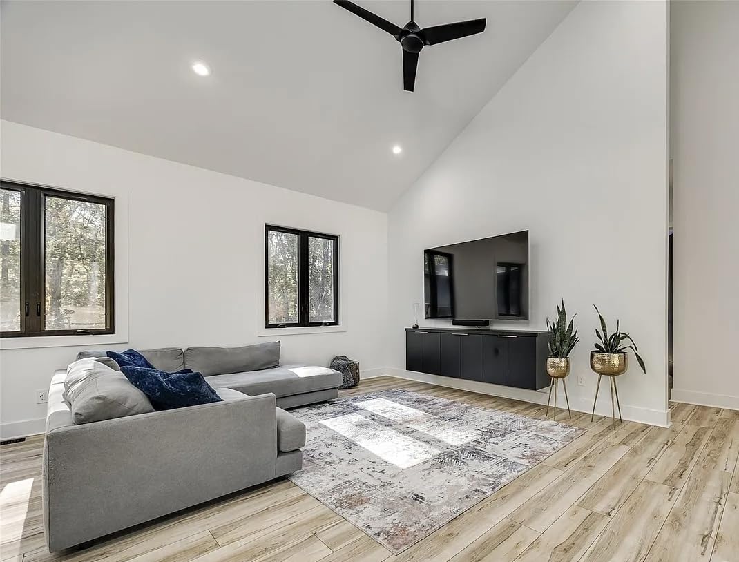 Touchstone Sideline Infinity Pro 3-Sided Smart 50