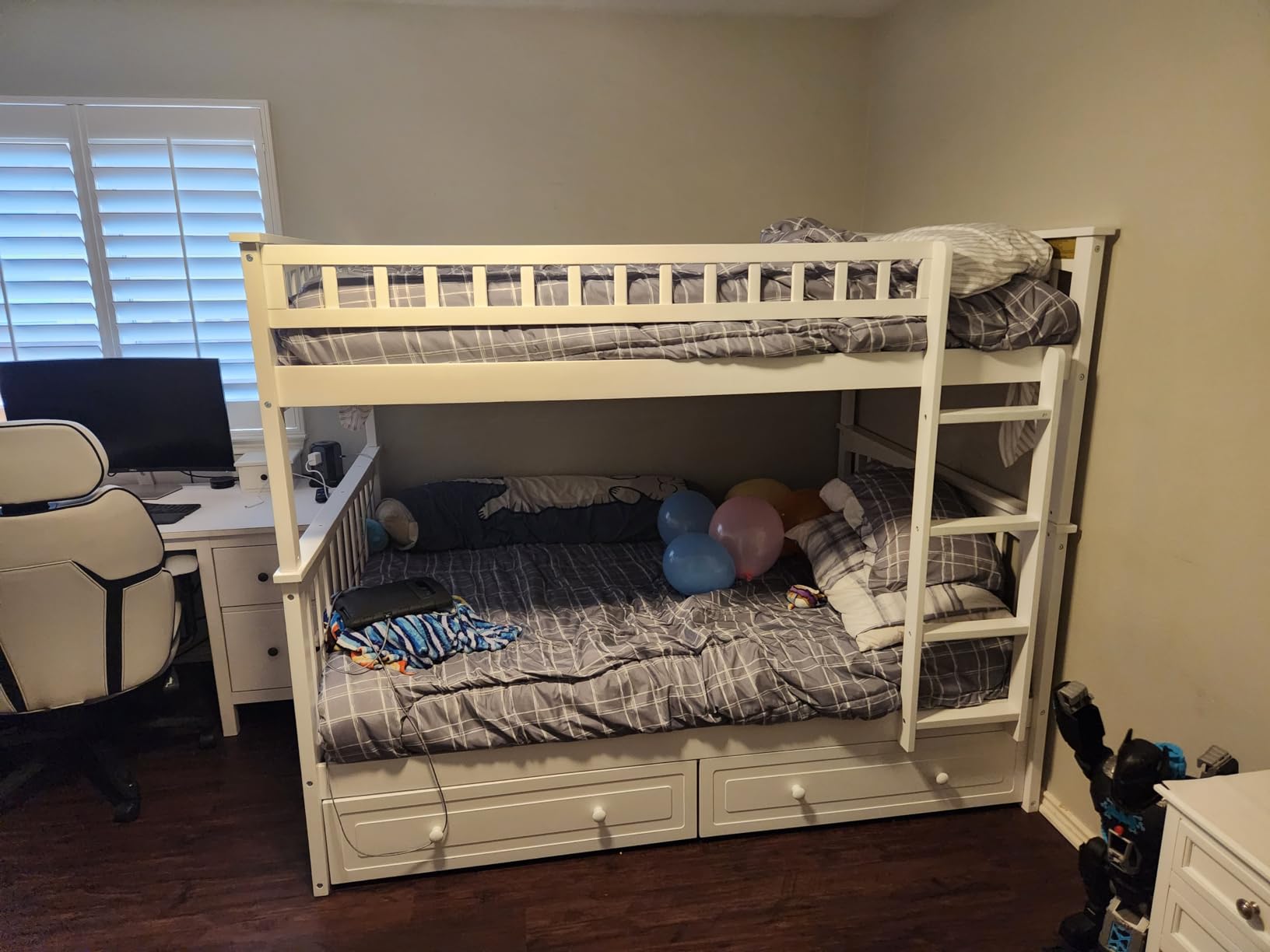 Harper & Bright Convertible Wood Twin-Over-Twin Bunk Bed with Storage Drawers and Ladder - Can Be Divided Into Two Daybeds (Grey) customer photo 2